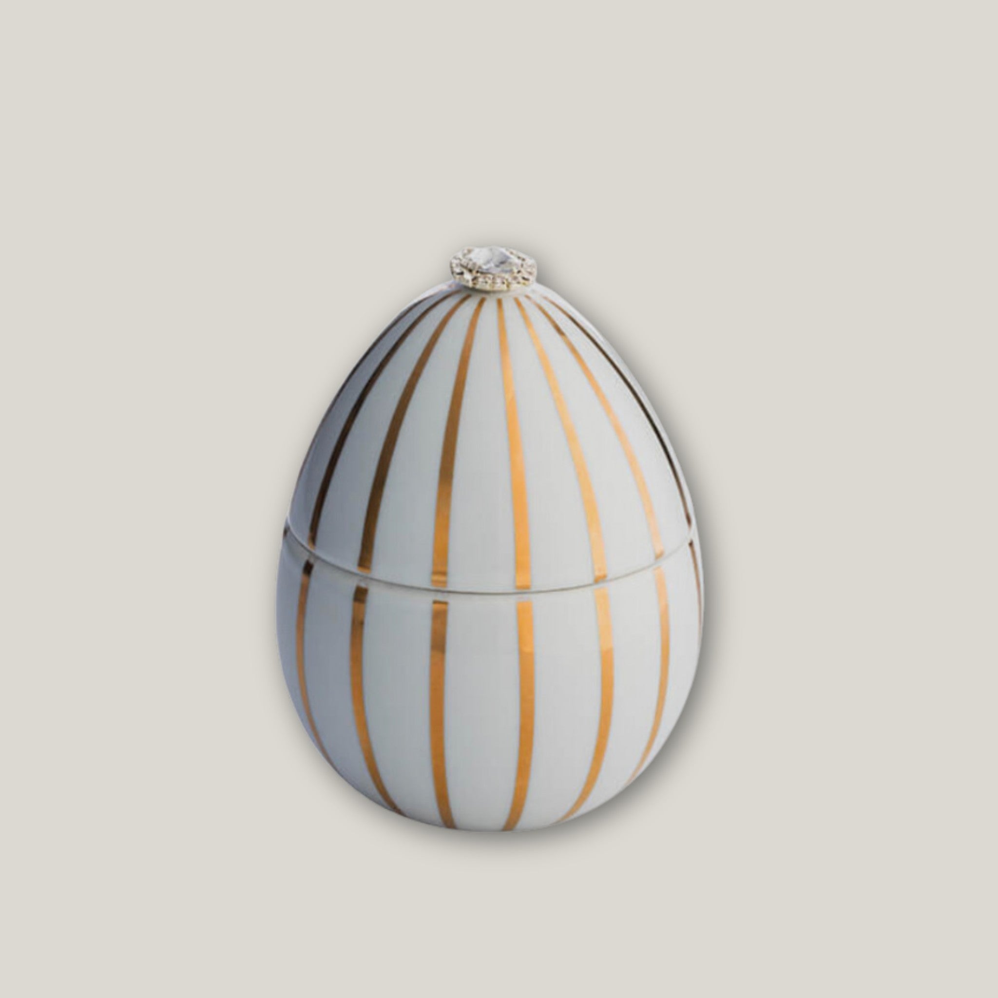 Ladenac Bois de Roussie candle, white gold stripes