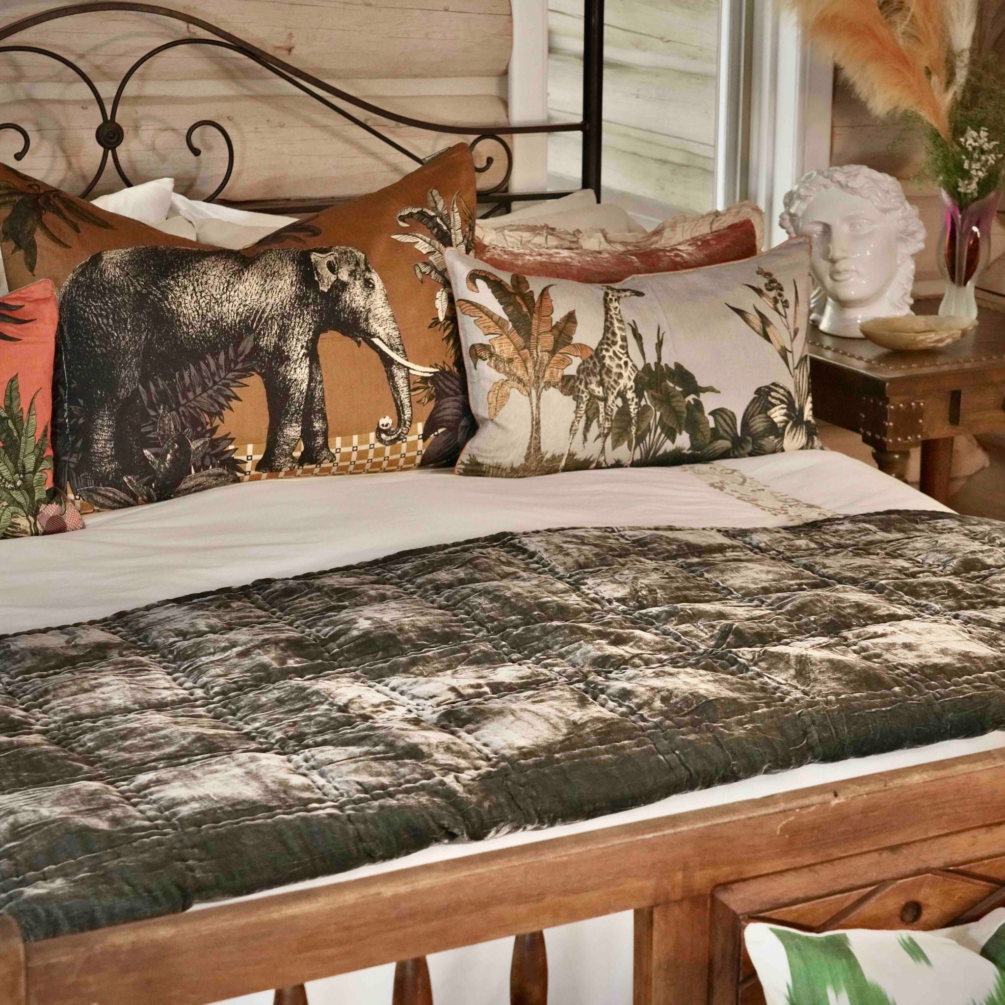 Goa Quilt by Night king