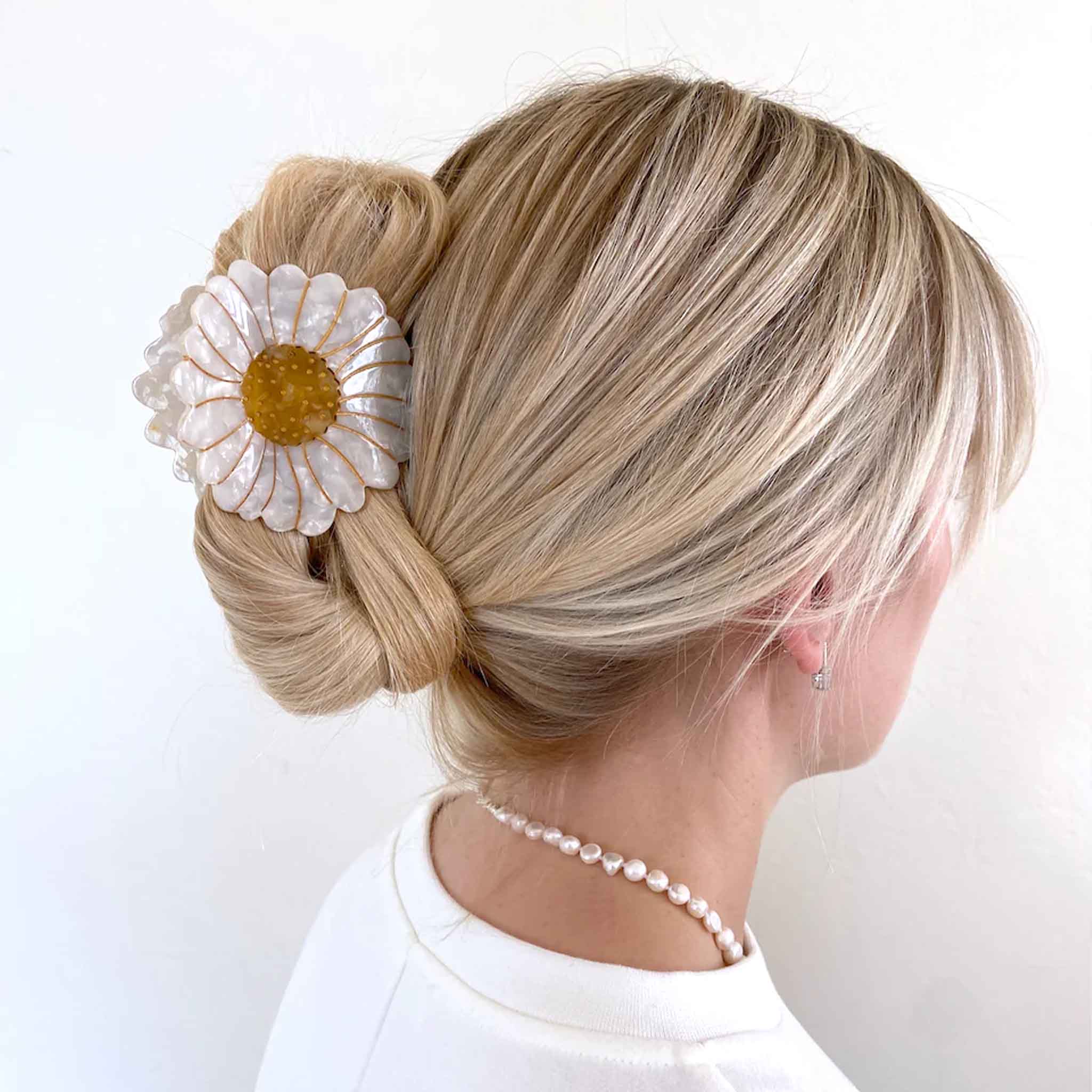 Gold Daisy Flower Hair Clip Paradise / Daisy Layers Hair Clip – YVMIN main image 2