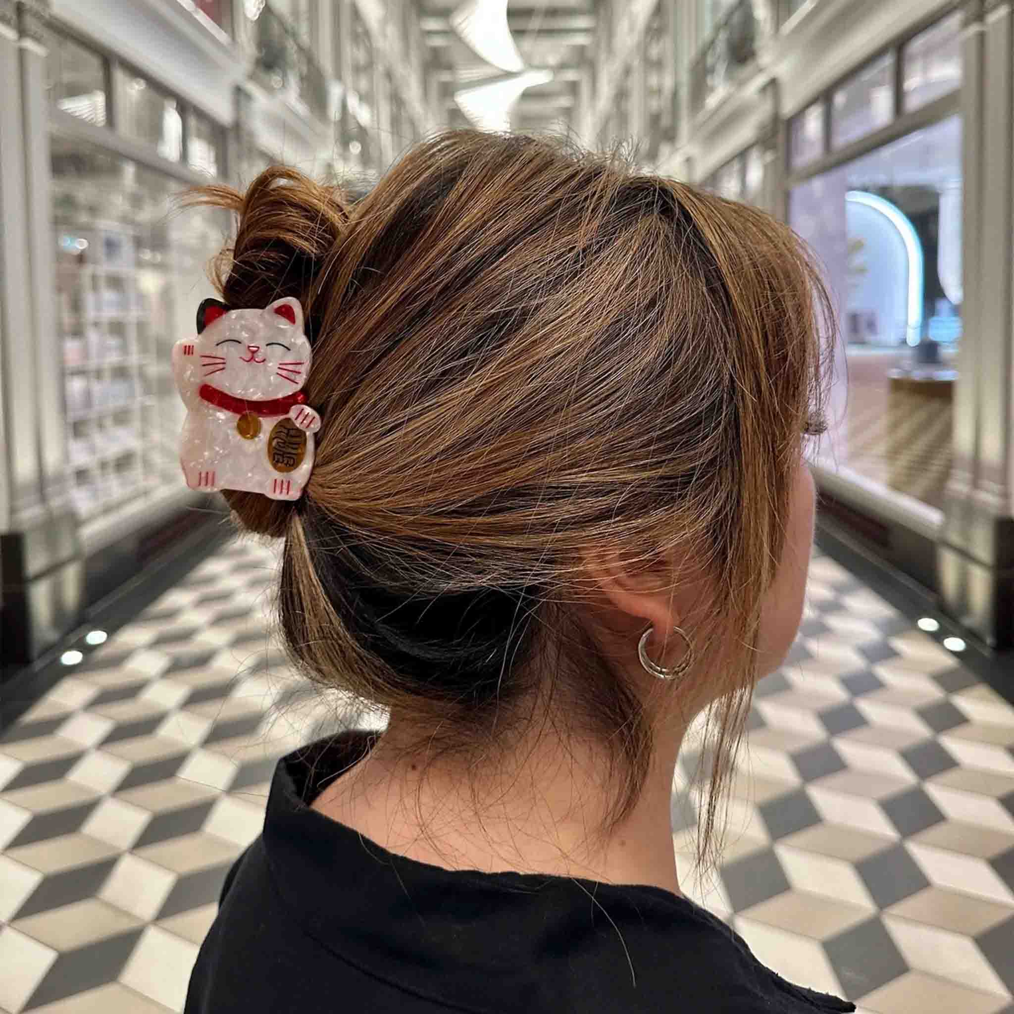 Lucky Cat Claw Hair Clip