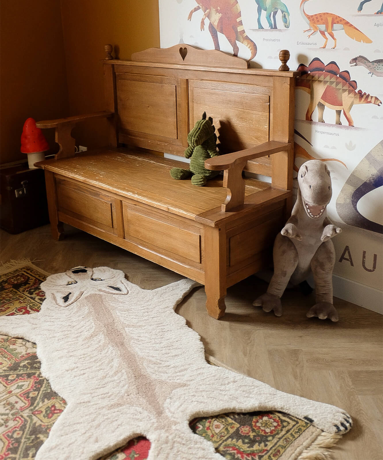 Rug Wolf Large