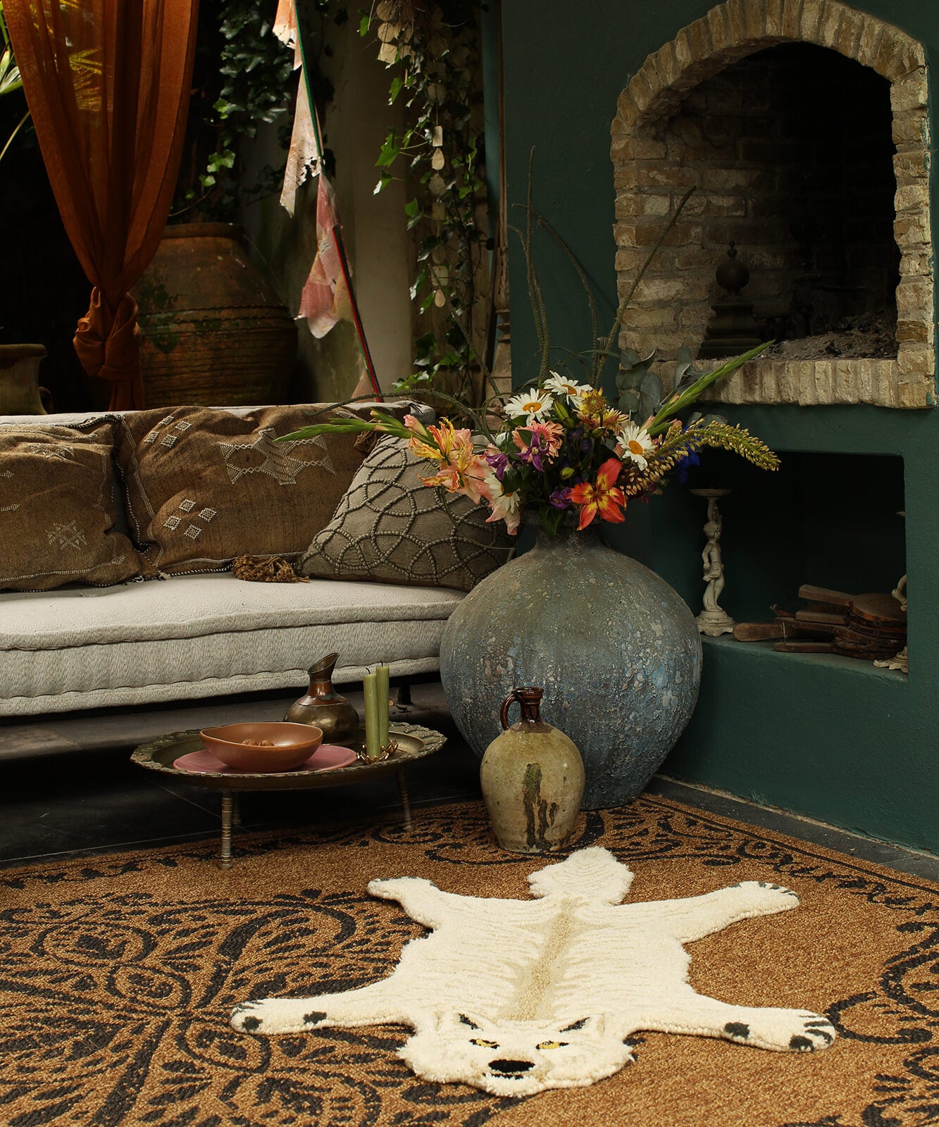 Rug Wolf Small