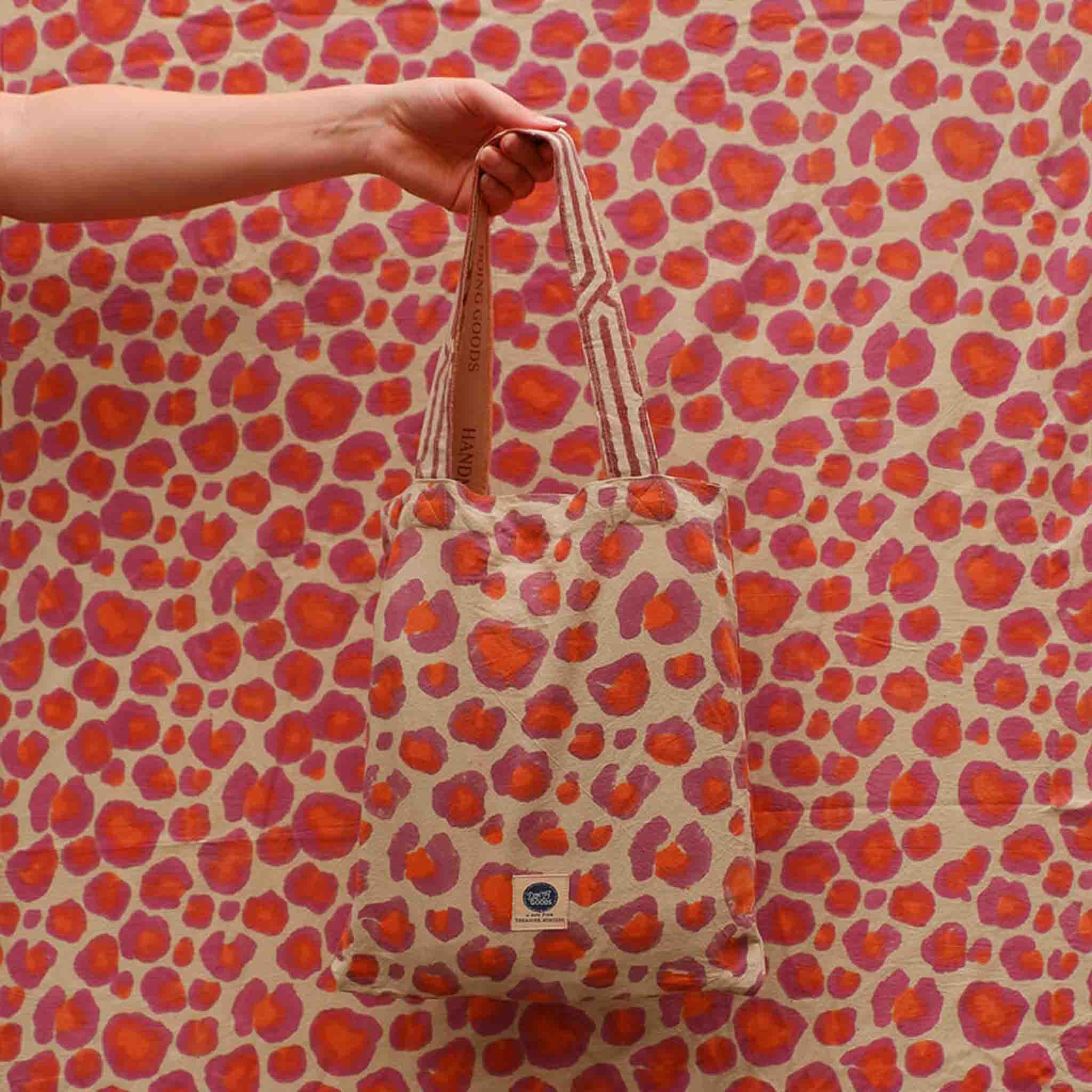 Pink Leopard Single Throw
