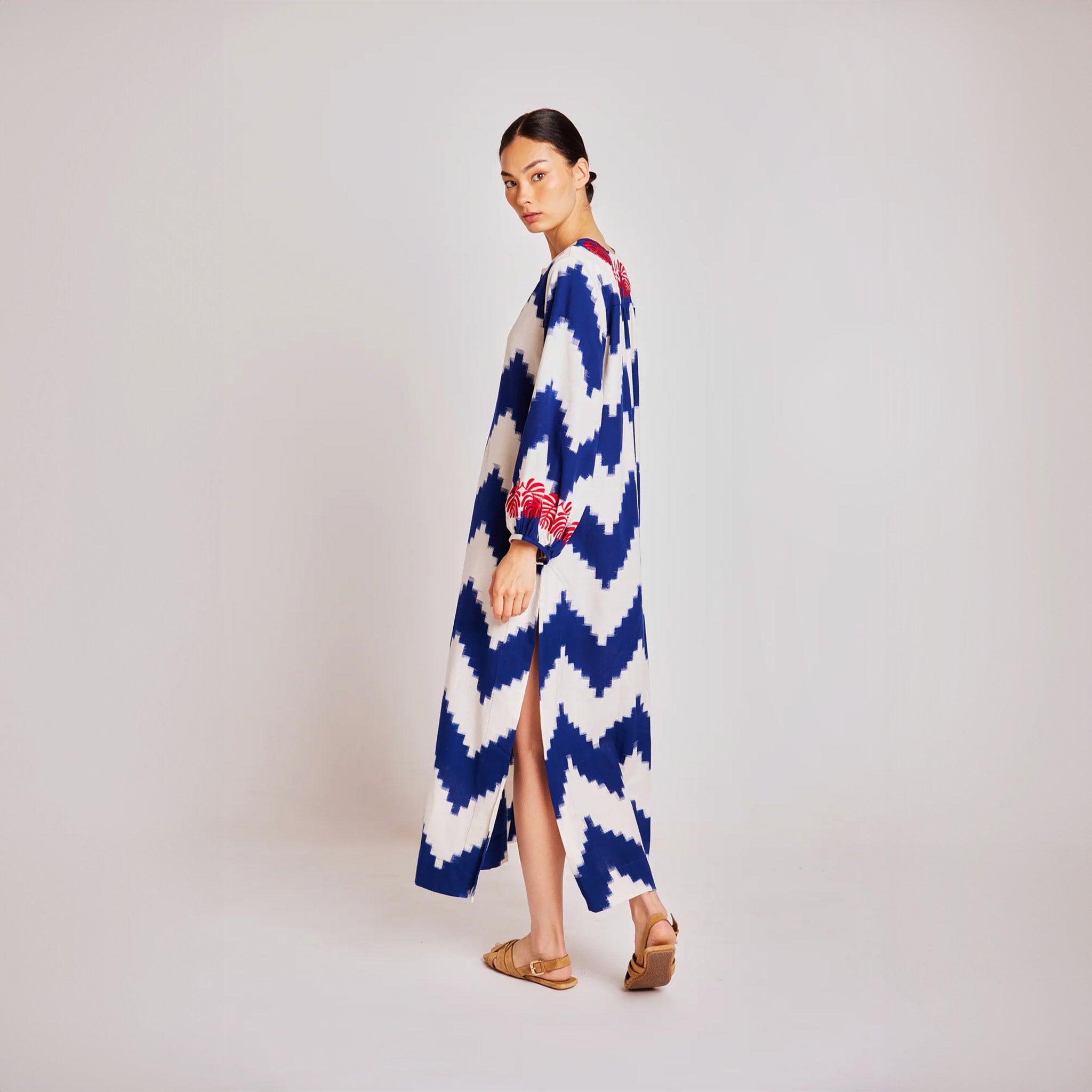 Gadisar Kaftan Red