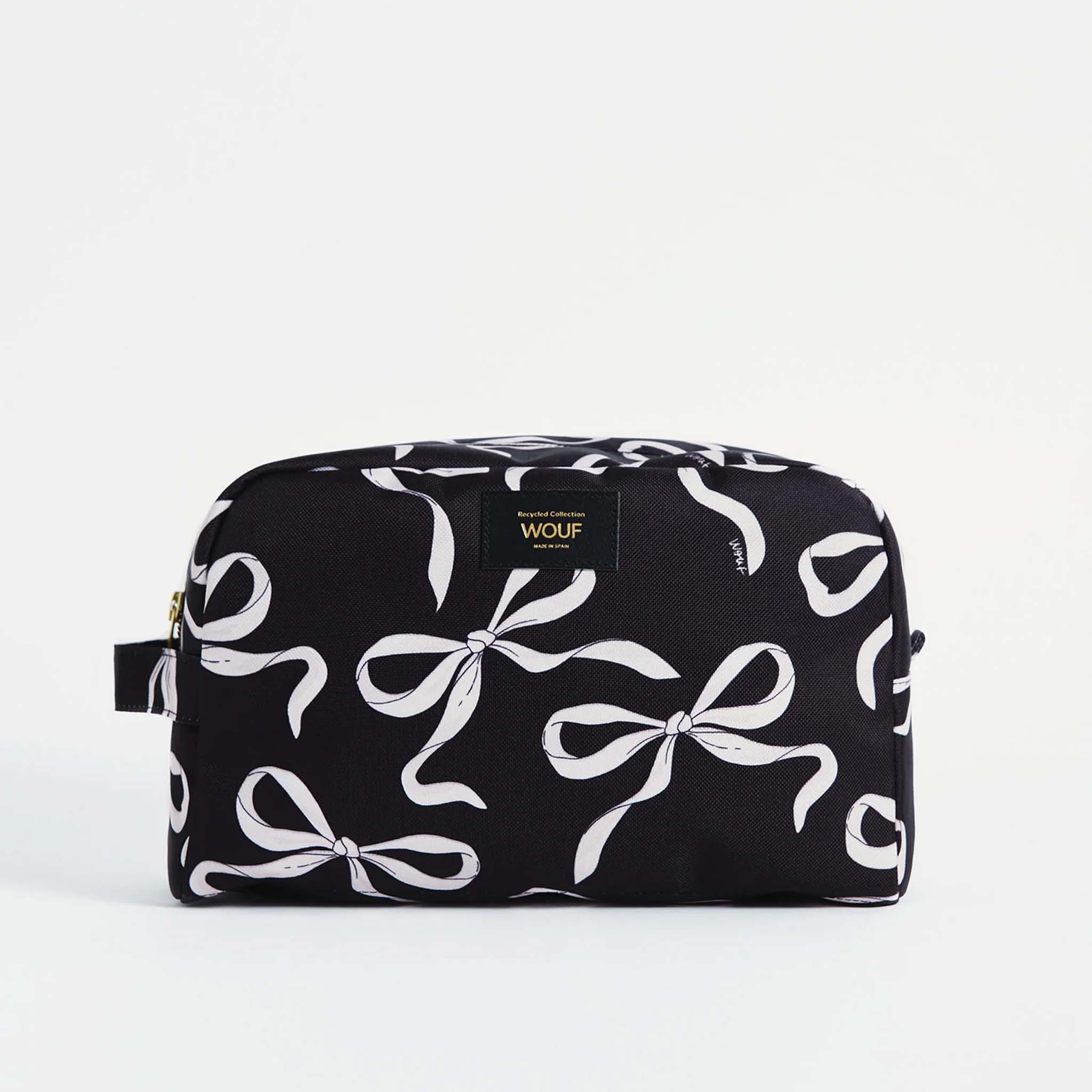 Carlota Large Toiletry Bag