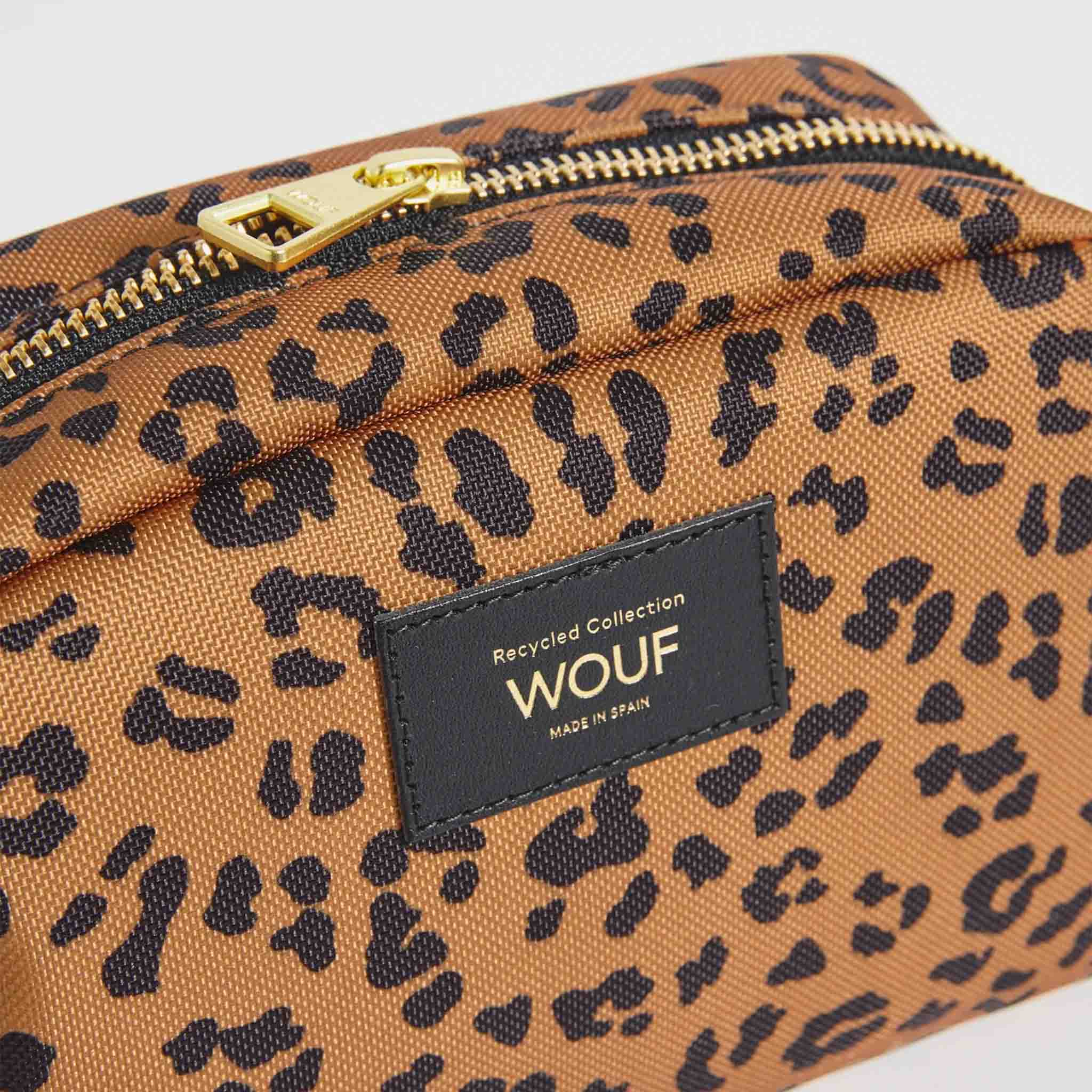 Agar Toiletry Bag