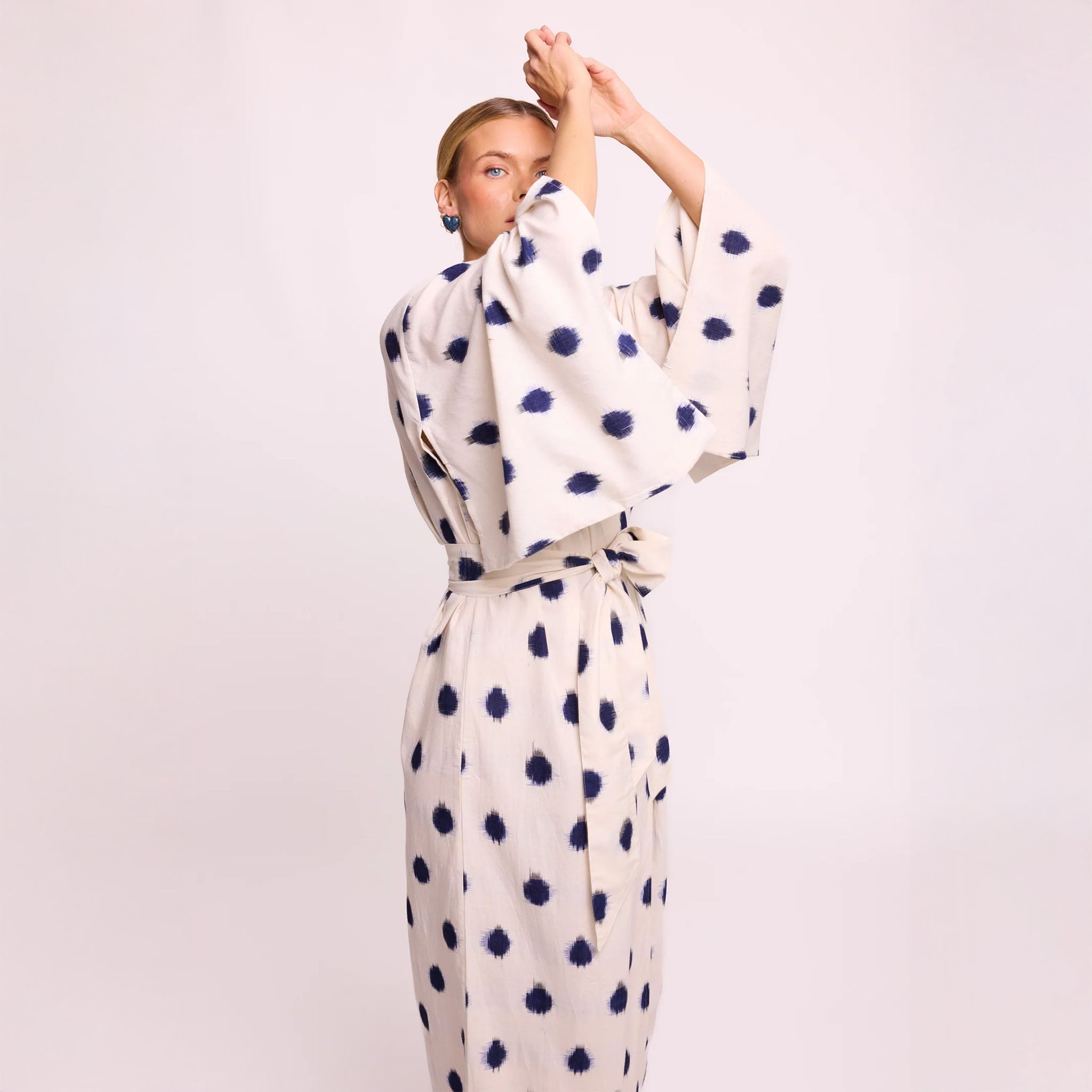 Blue Dots & Bee Kimono