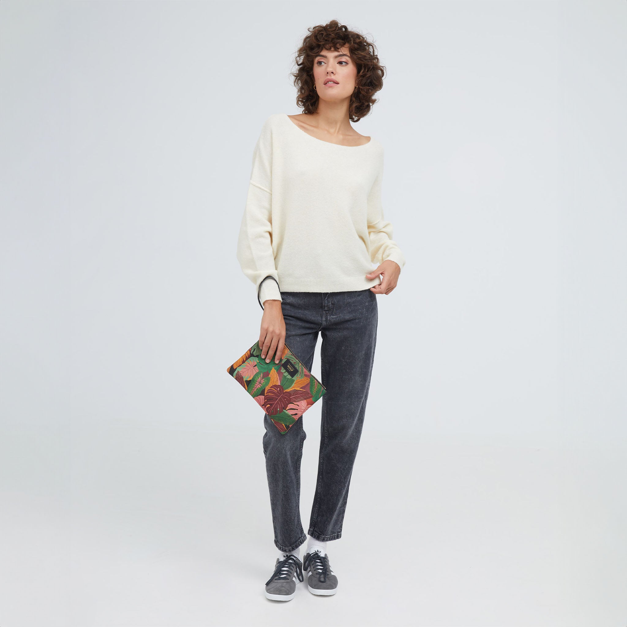 Mia XL Pouch Bag