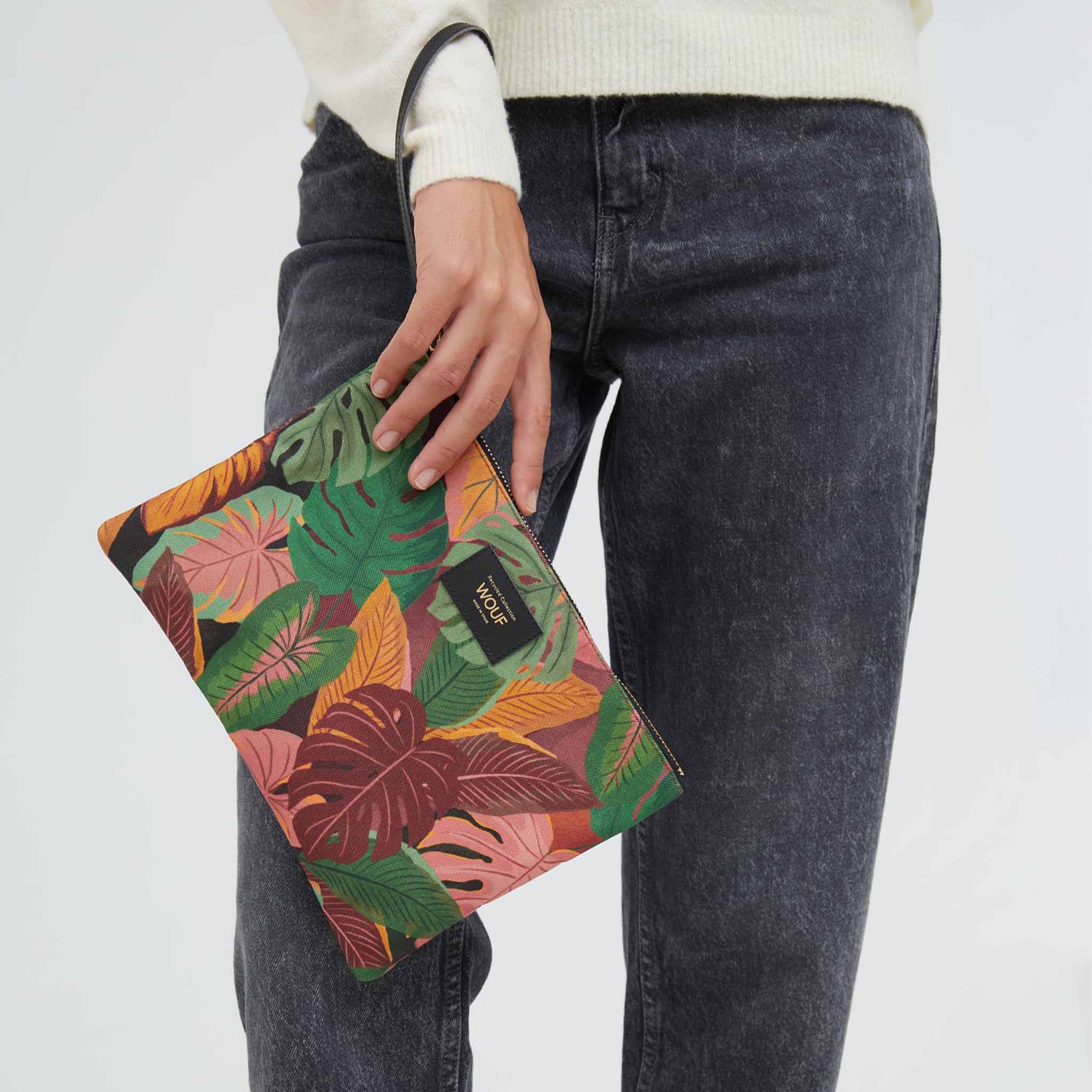 Mia XL Pouch Bag