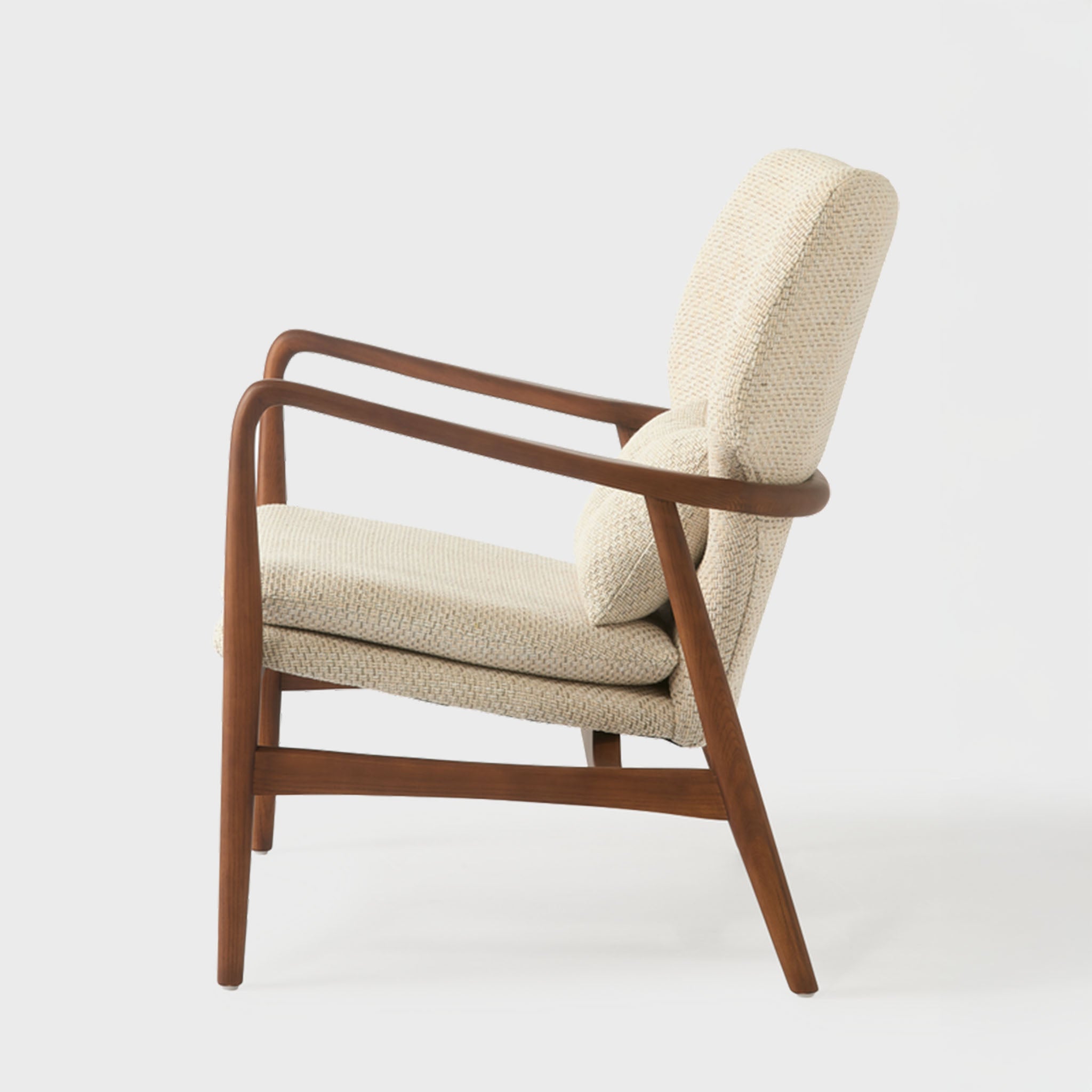 Peggy Lounge Chair, Color Beige