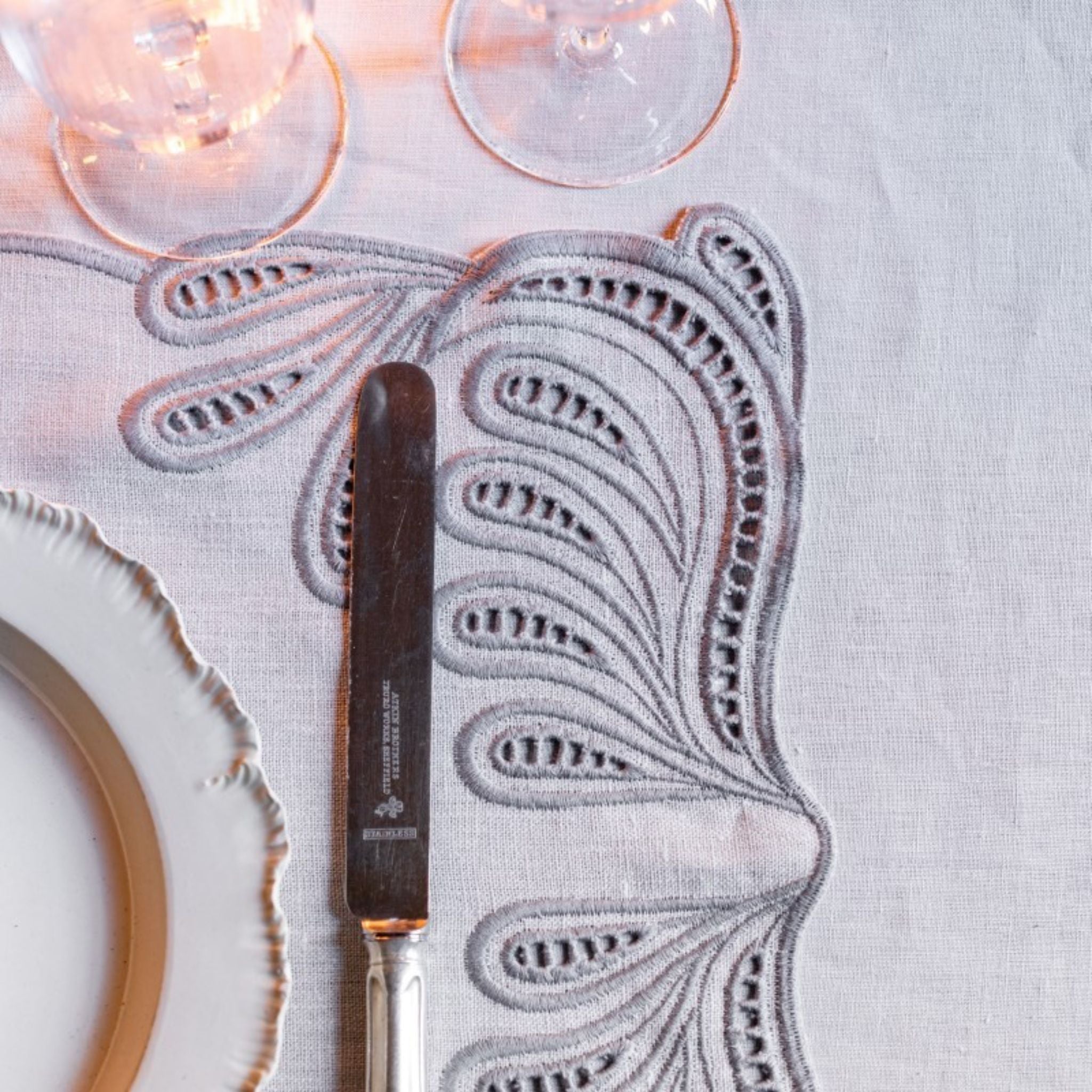 Tecla Placemats