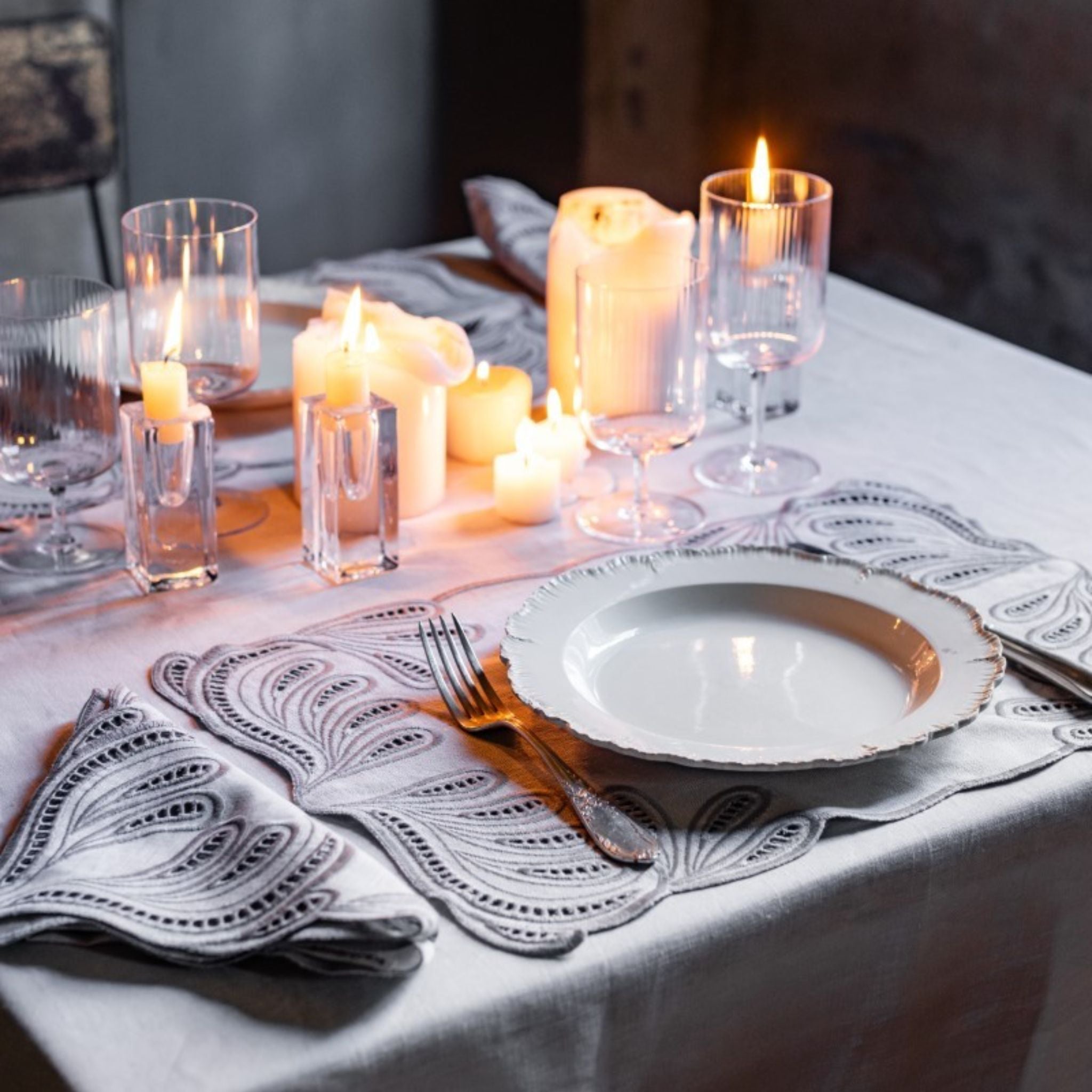 Tecla Placemats