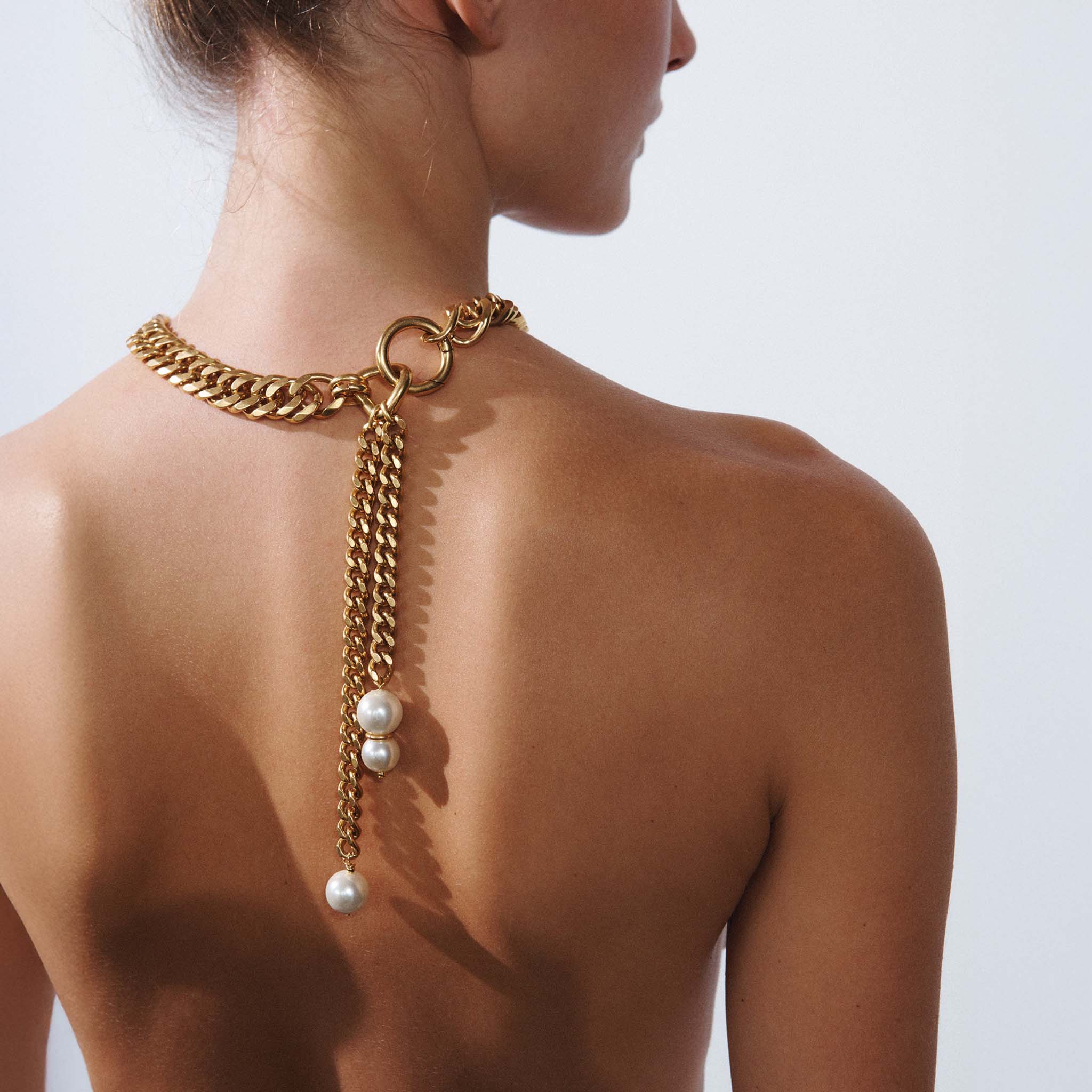 Amelo_necklace_2.jpg