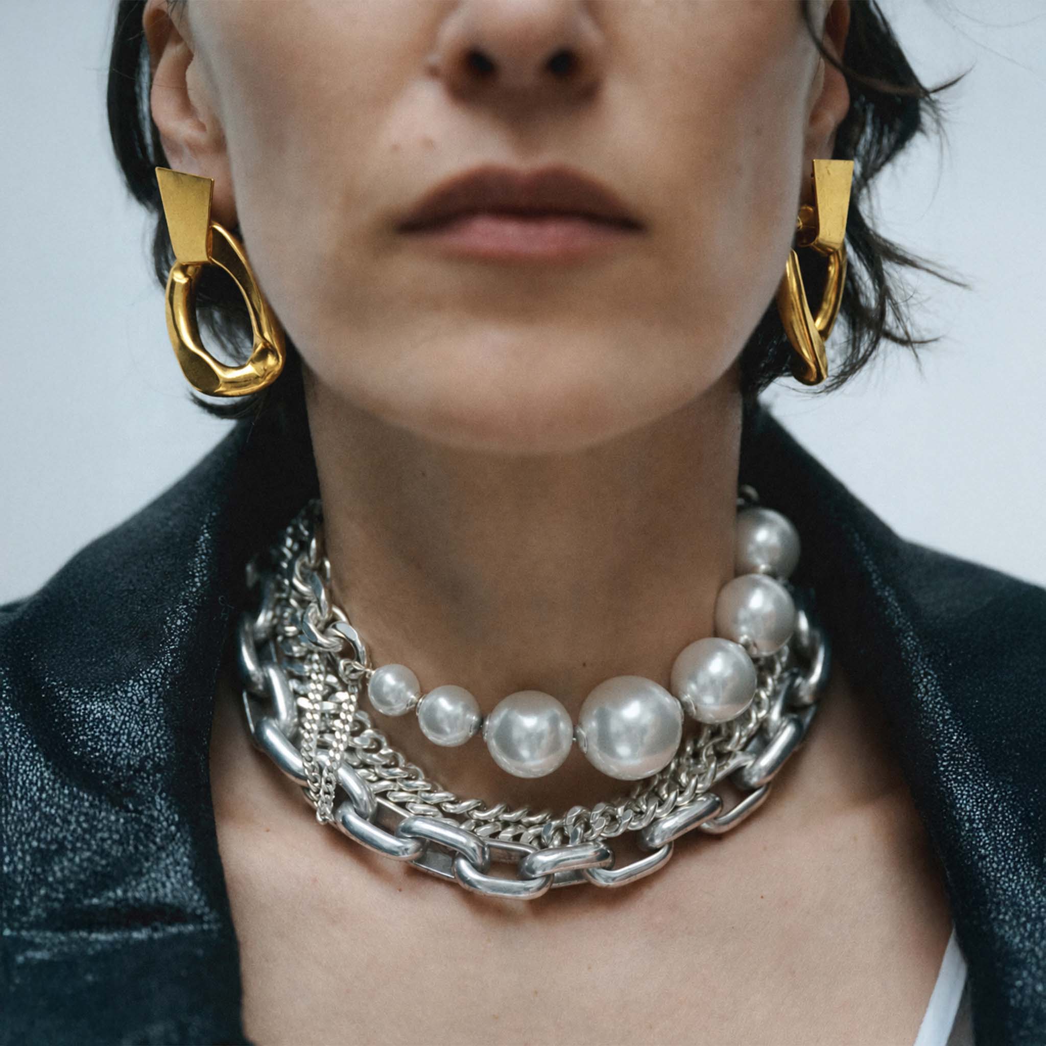 Babylon_earrings_1.jpg