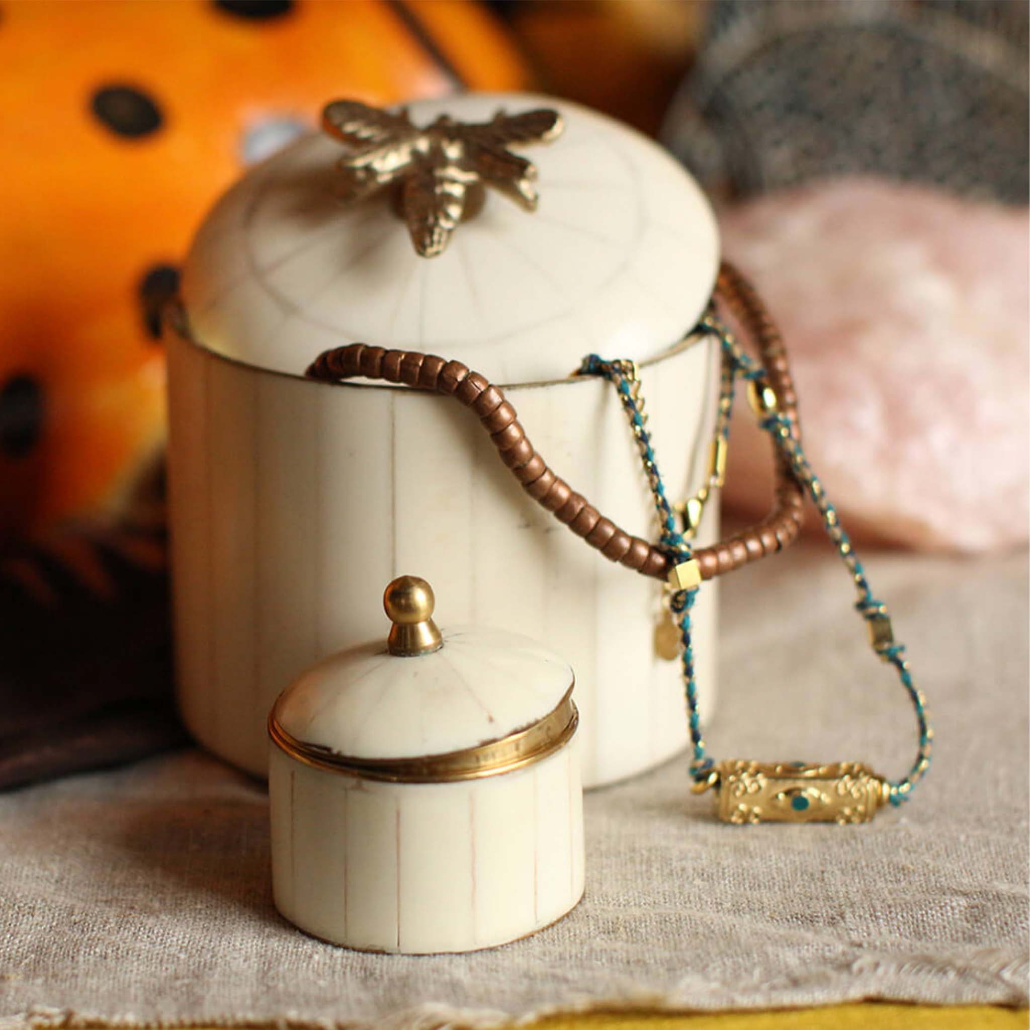 Bee Jar