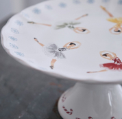Nutcracker footed plate