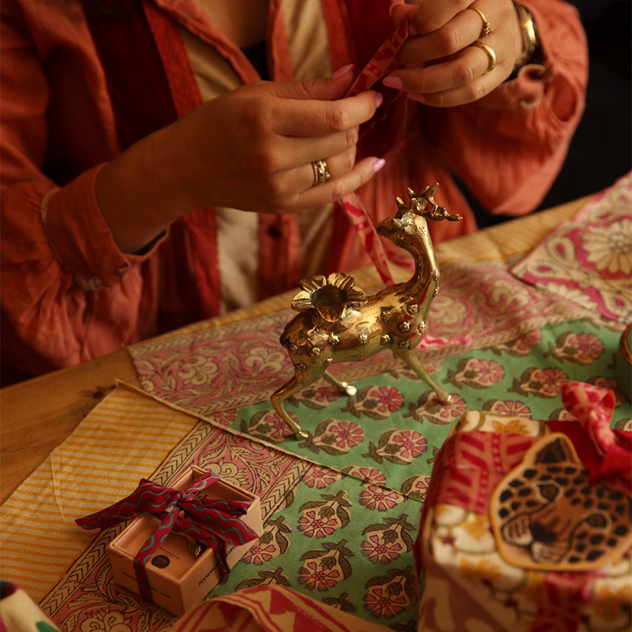 Lovely Deer Candle Holder Set