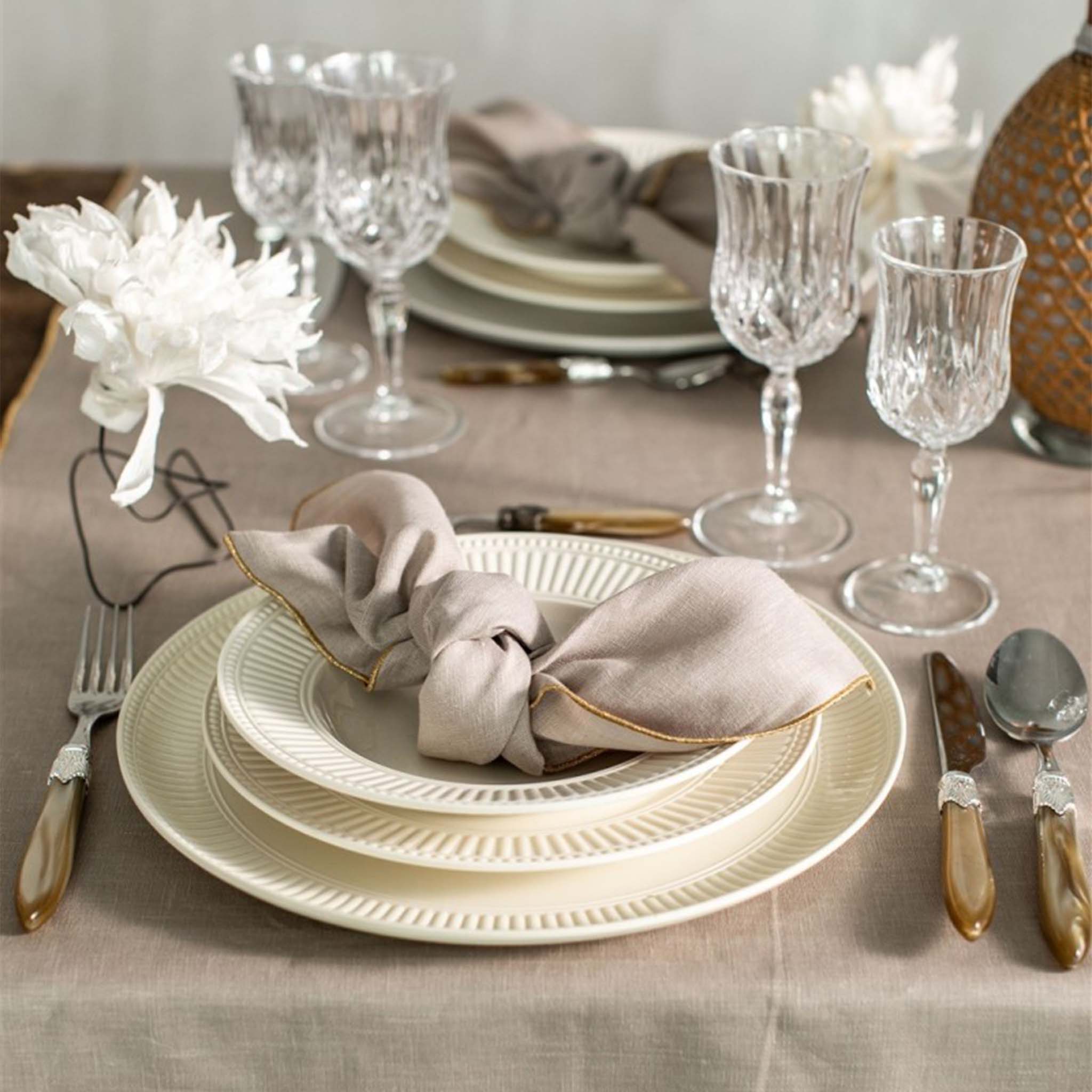 Filo Napkin 45 x45 cm (Lurex Gold)