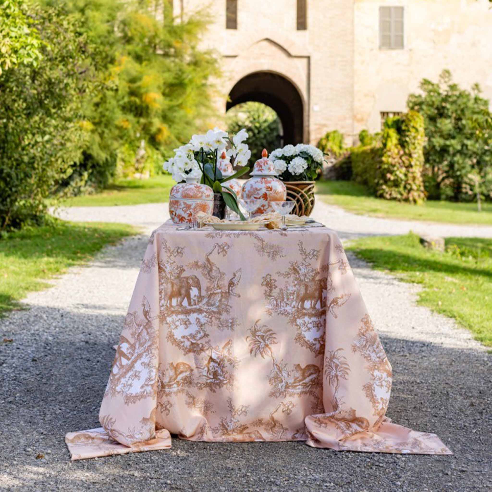 Filo_tablecloth_2.jpg