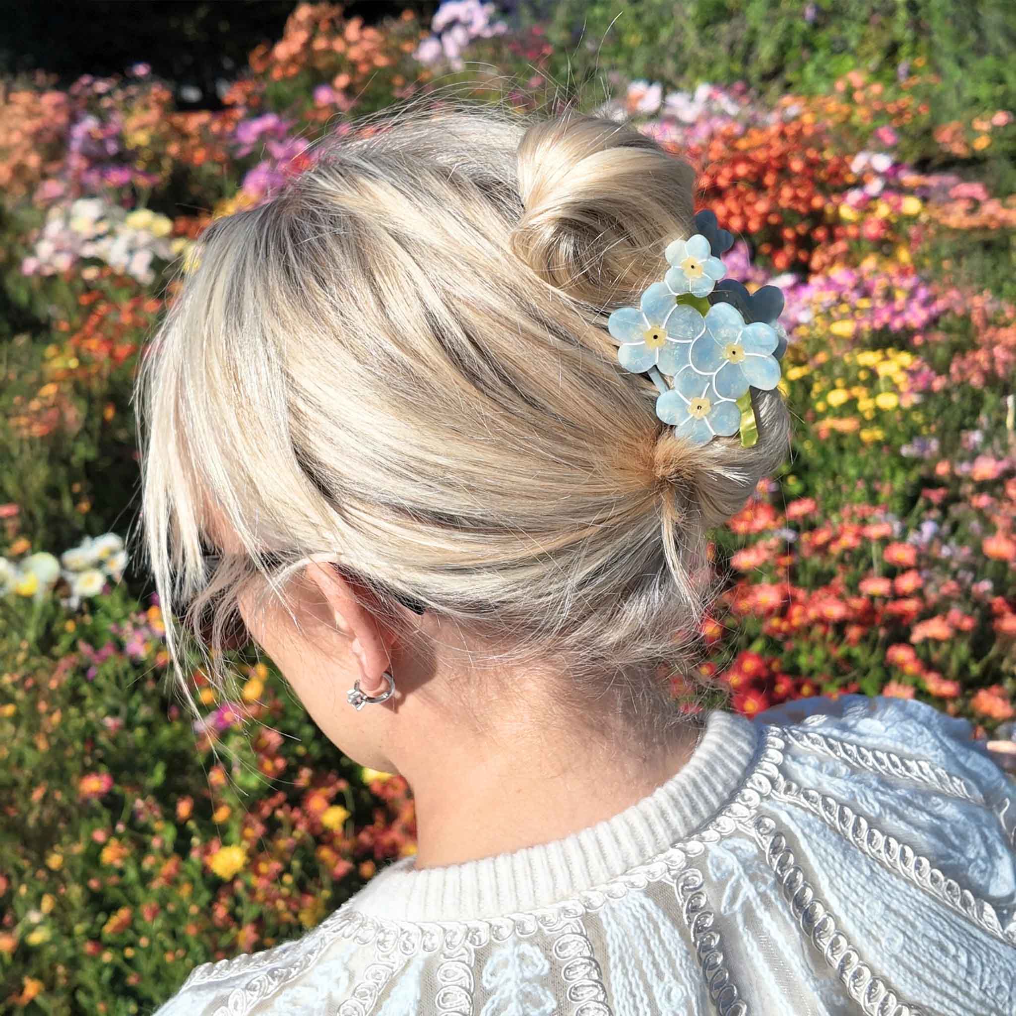 Forget-Me-Not Claw Hair Clip