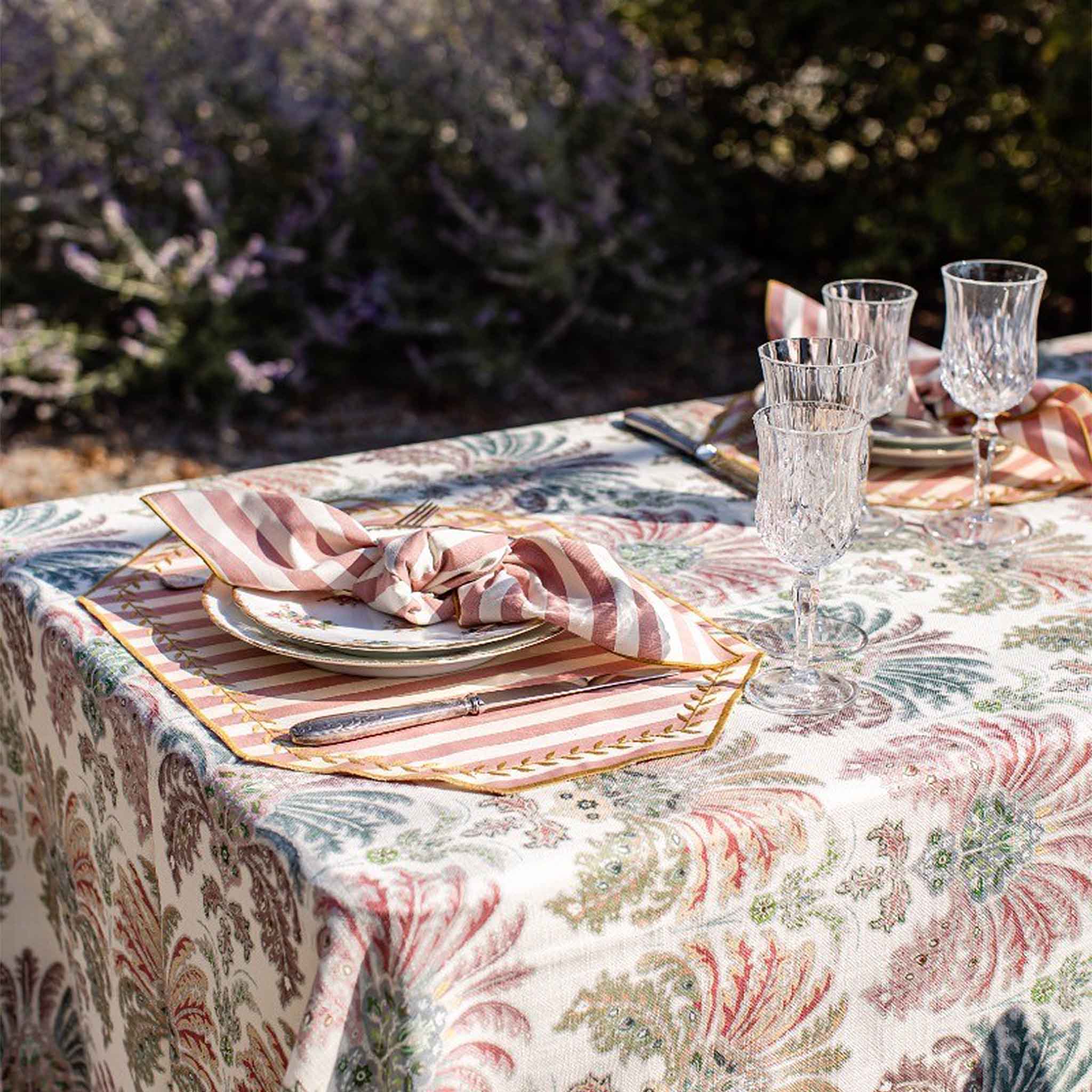 Laura Placemat Rectangular