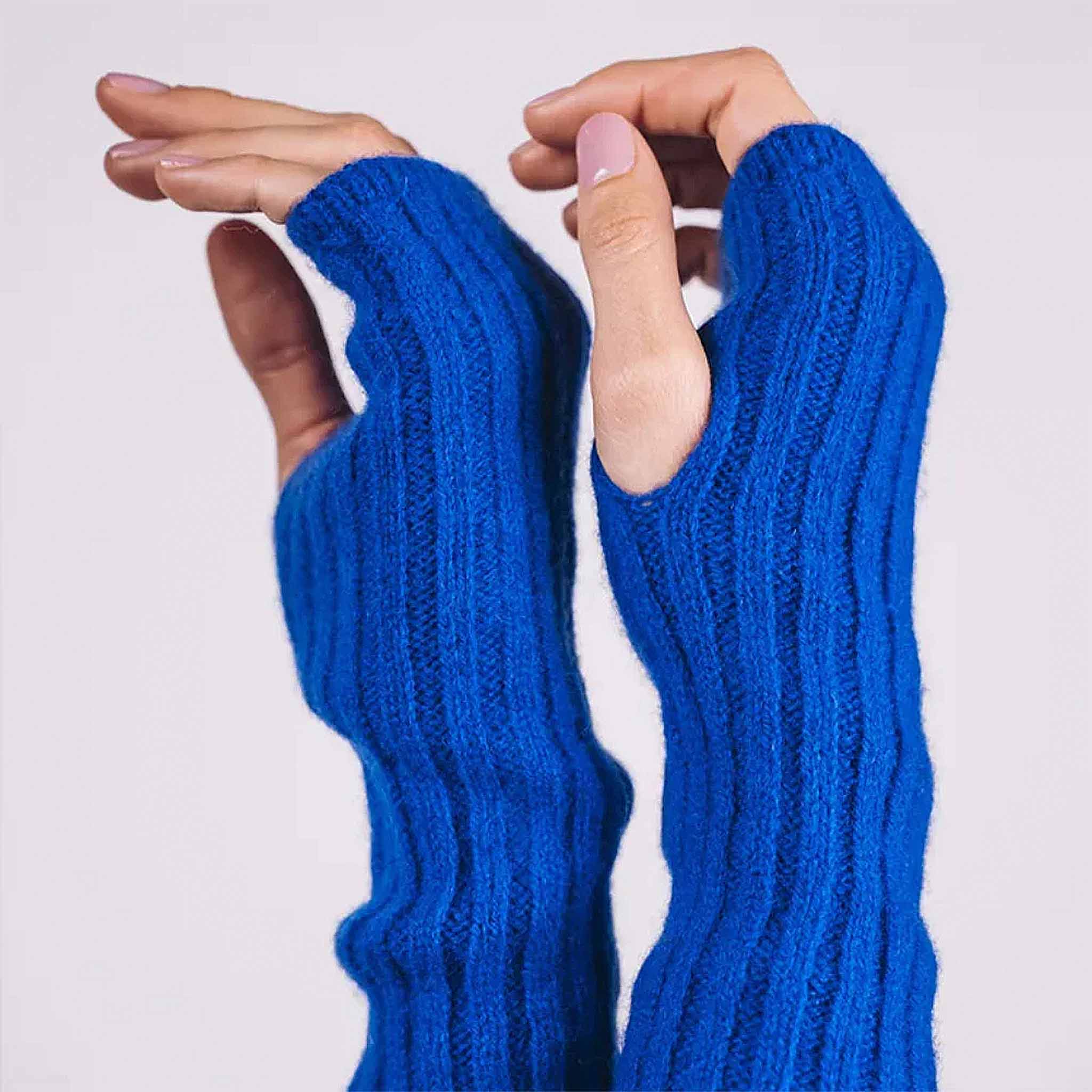 MadonaHalfgloves_2.jpg