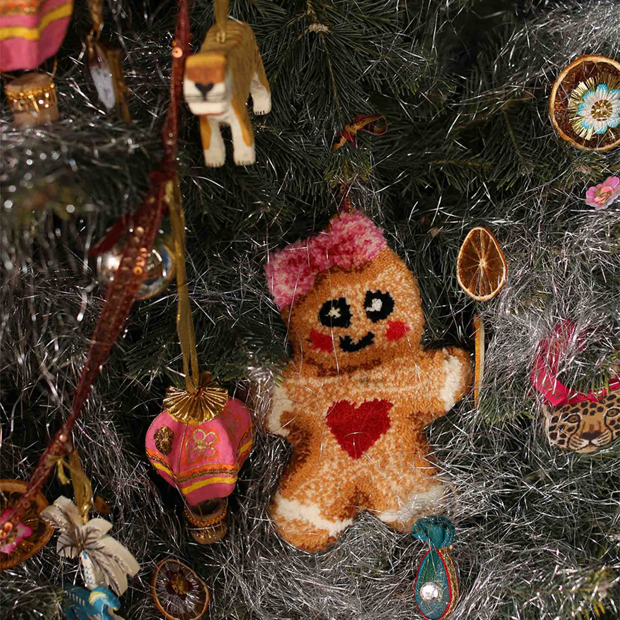 Mrs Gingerman Gift Hanger