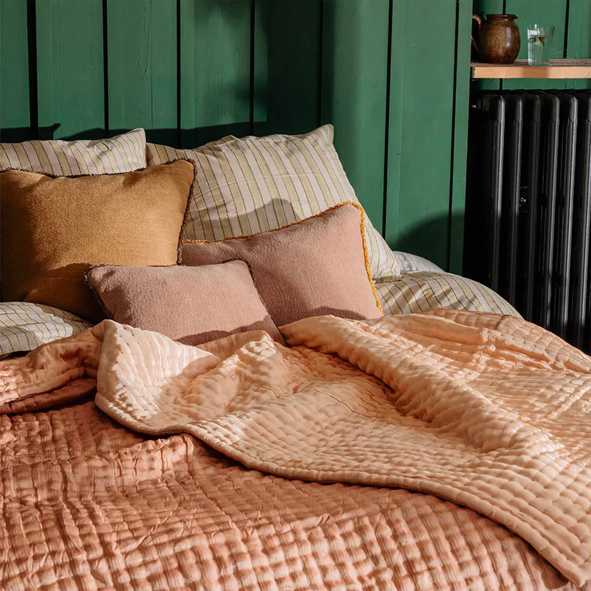 Ritournelle_throw_6.jpg