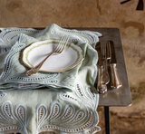 Tecla Napkins