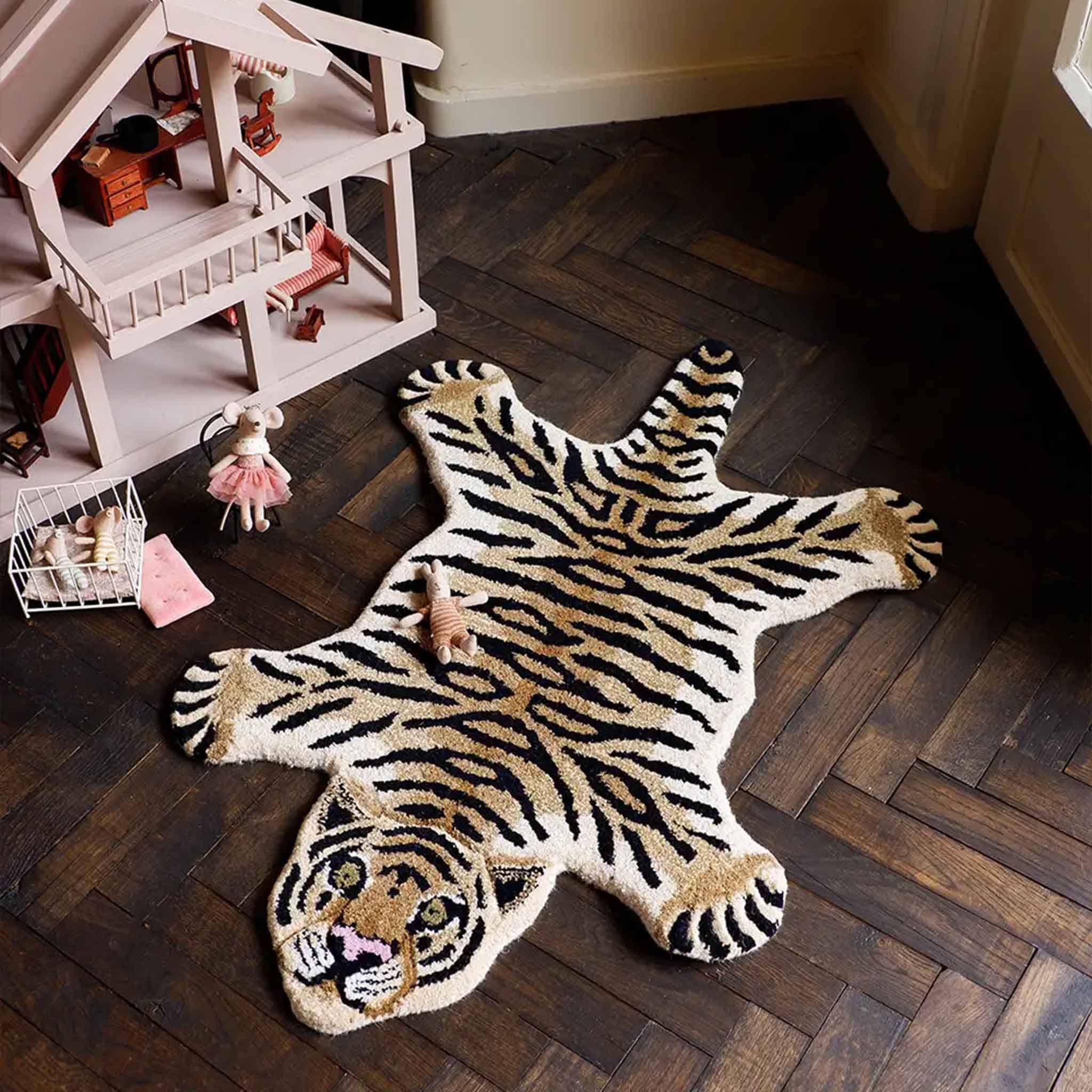 Snow Tiger Small