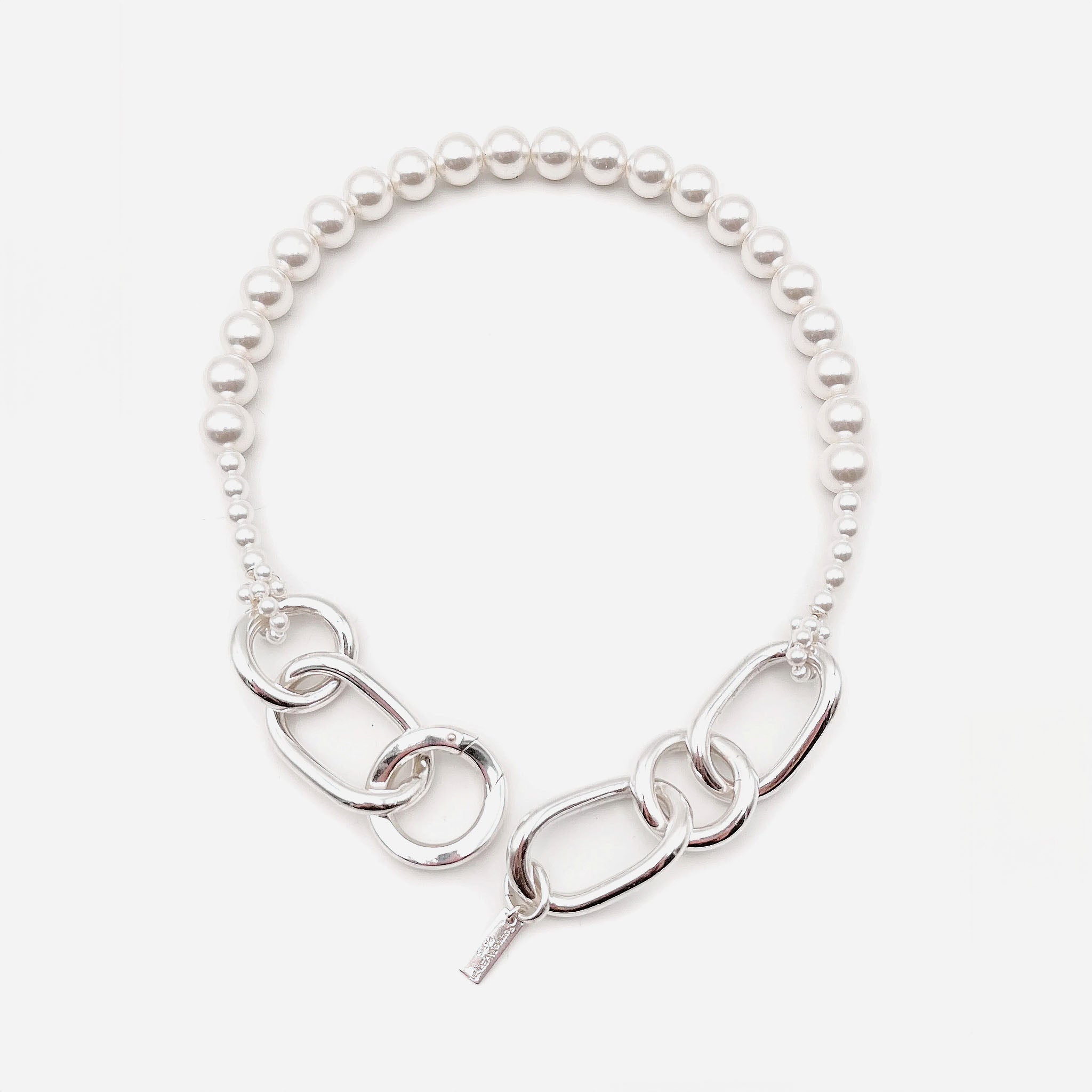 Accessories – Aura