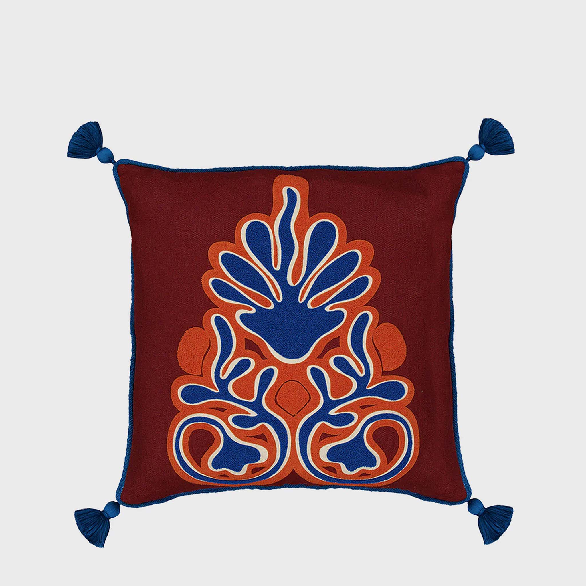 Teles_cushion_bordeaux_2_5fde7271-0638-46af-866b-fcbcec5e8a5e.jpg