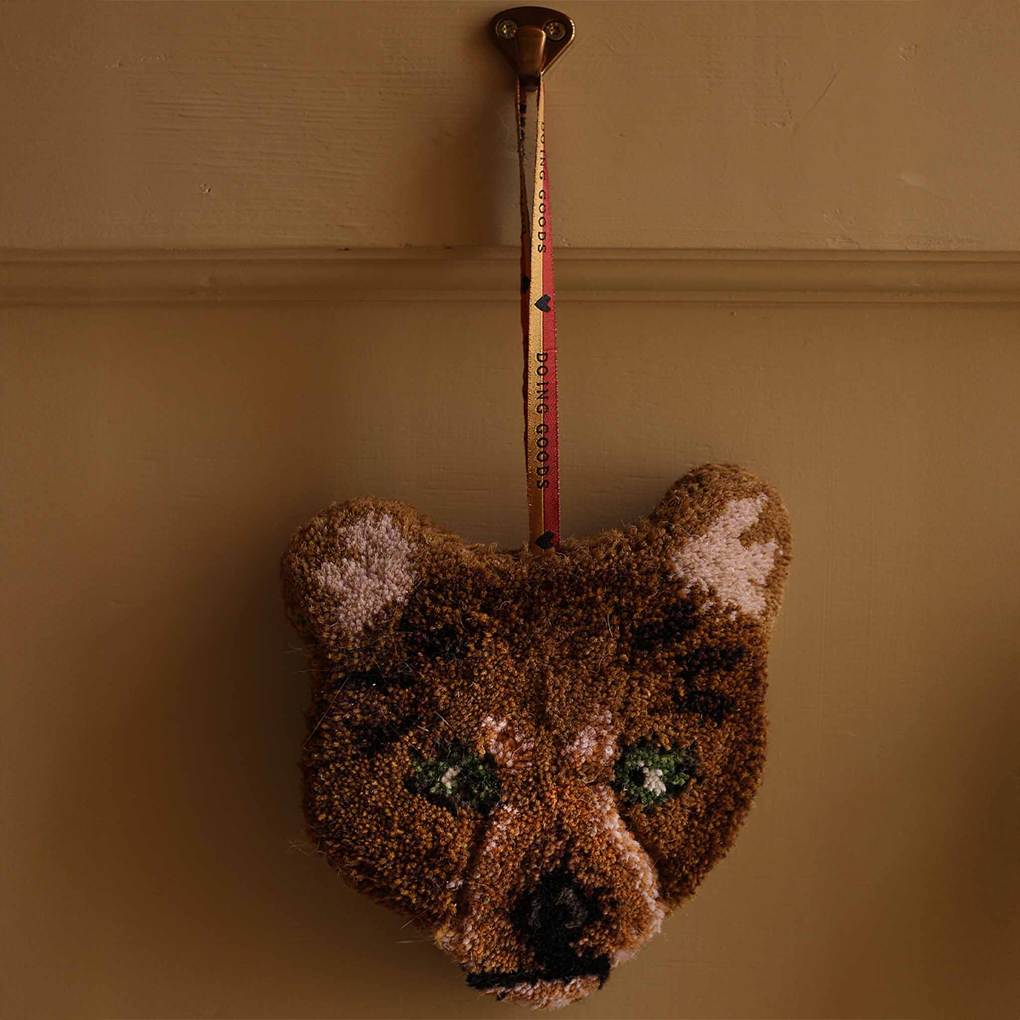 Bear Gift Hanger