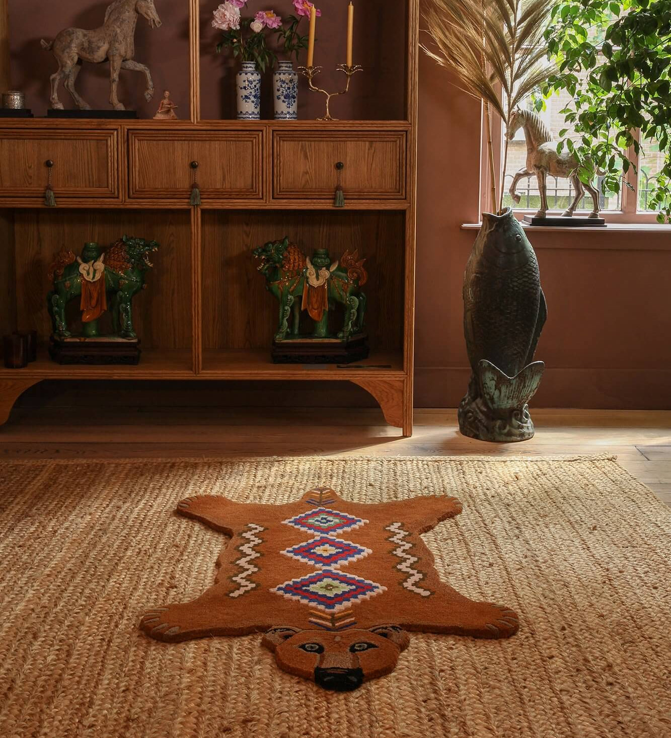 berber-grizzly-bear-rug-large-doing-goods-vdven-1.45.10.019.700.5-web2.jpg