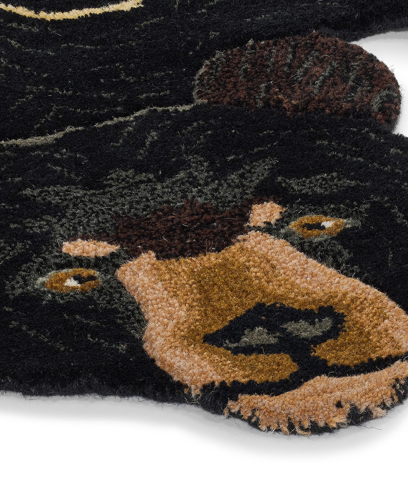 Rug Black Bear Large
