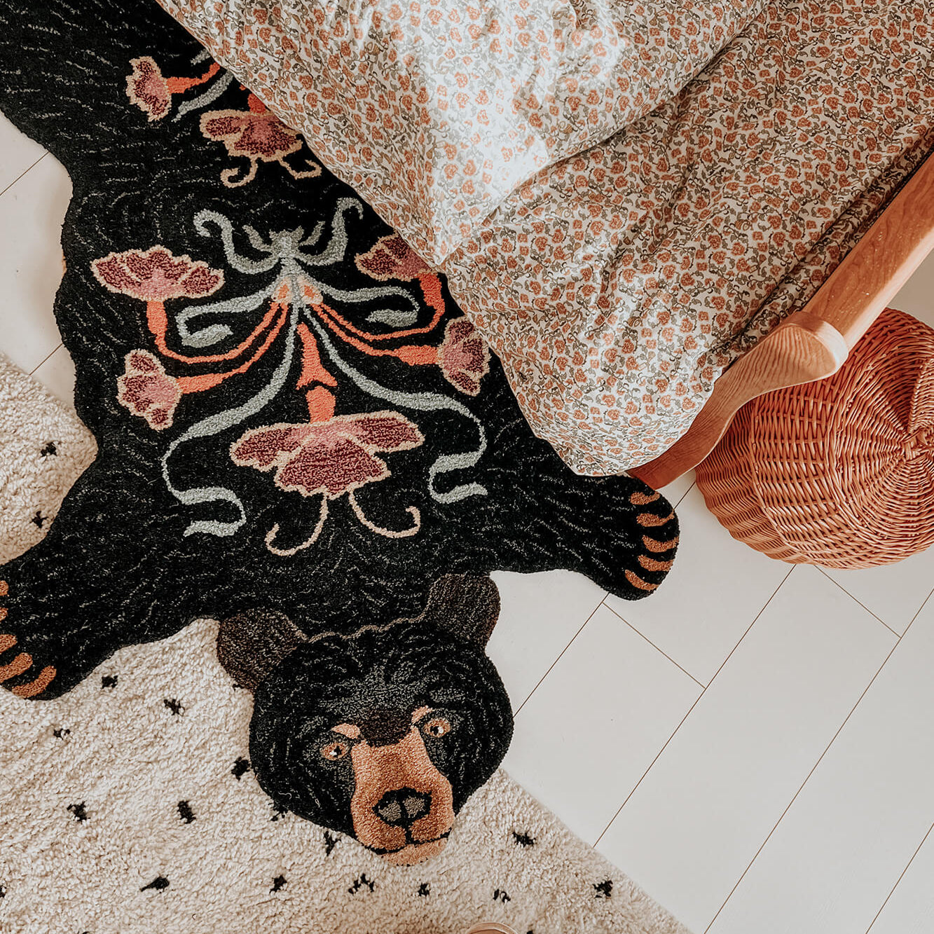 blooming-black-bear-rug-large-hs-2-1.45.10.076.900.5-web.jpg