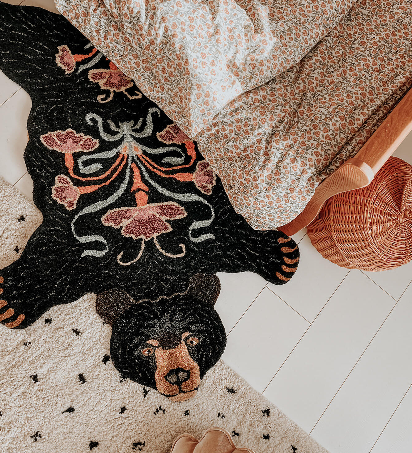 blooming-black-bear-rug-large-hs-2-1.45.10.076.900.5-web.jpg