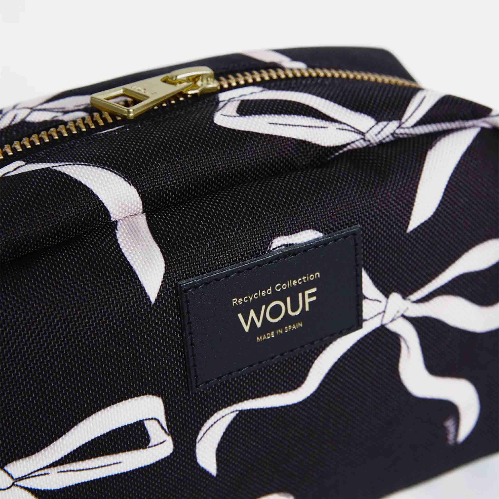 Carlota Toiletry Bag