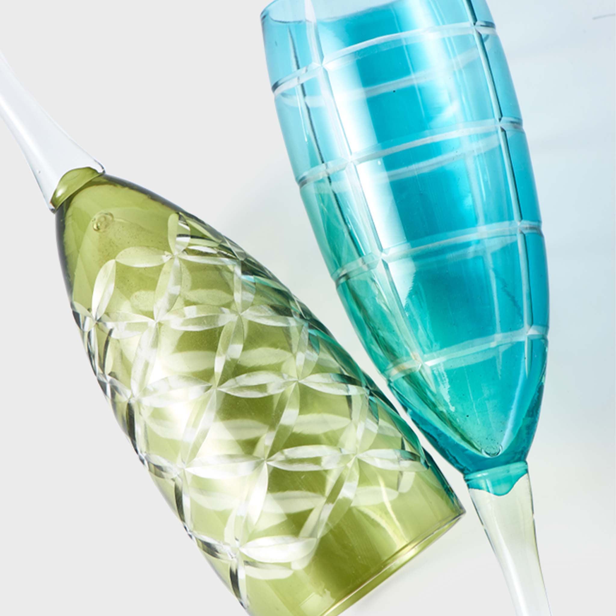 champagneglasses1.jpg
