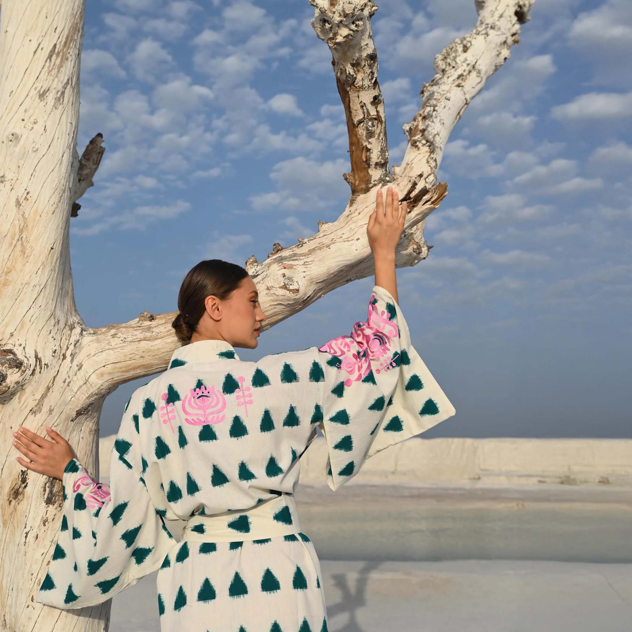 Emerald Savannah Naya Kimono