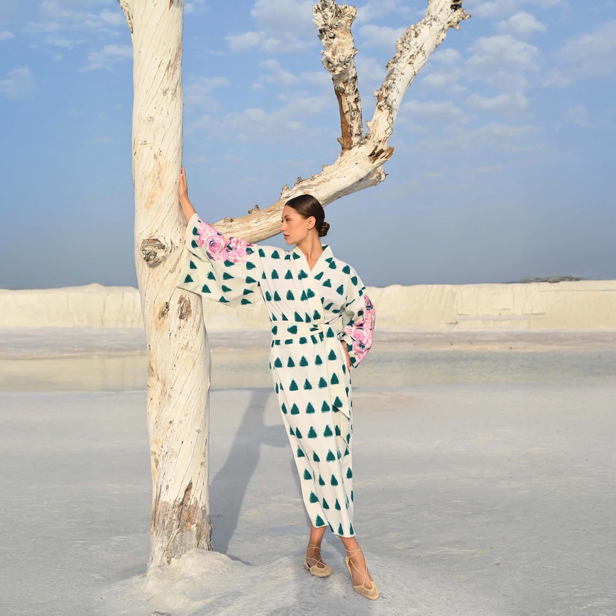 Emerald Savannah Naya Kimono