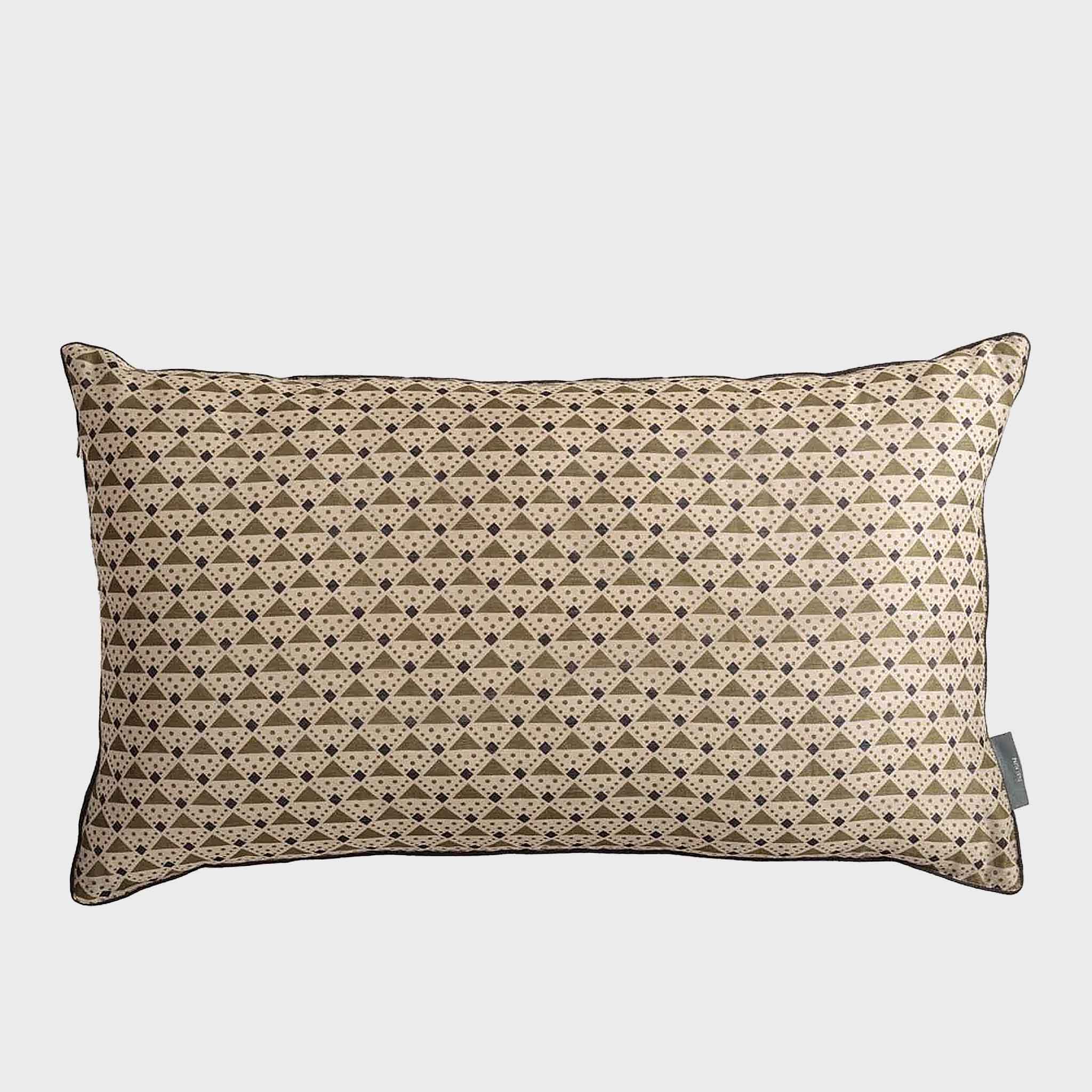 fishpillow1.jpg
