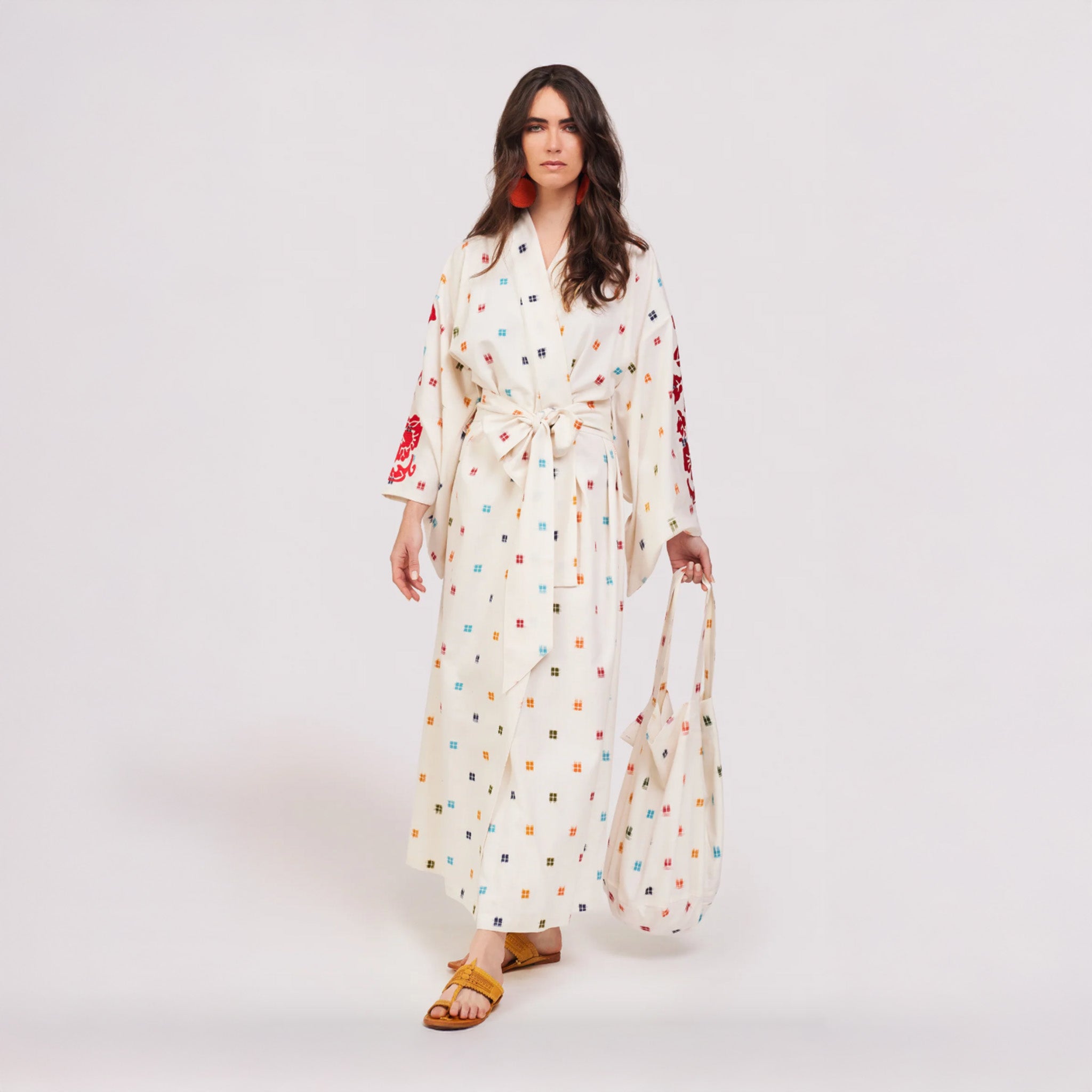 kimono_be829f24-e027-4399-91ab-3468d984254f.jpg
