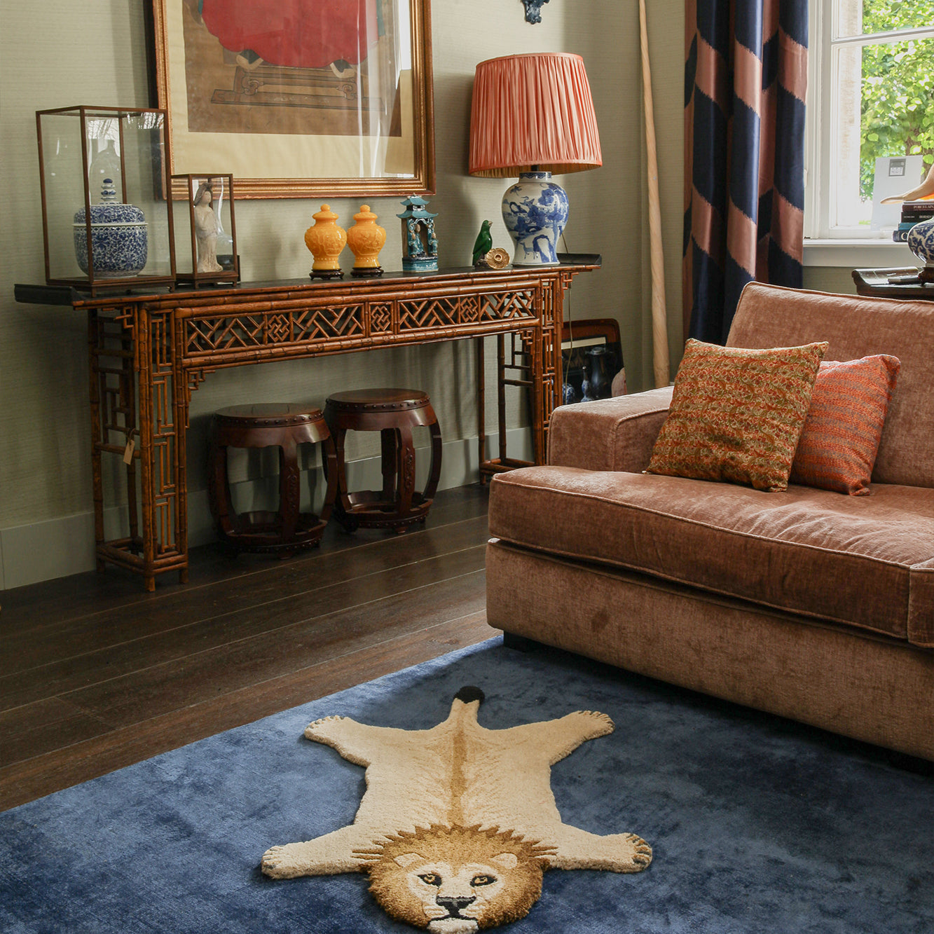 moody-lion-rug-small-doing-goods-vdven-1.45.10.009.710.3-web.jpg