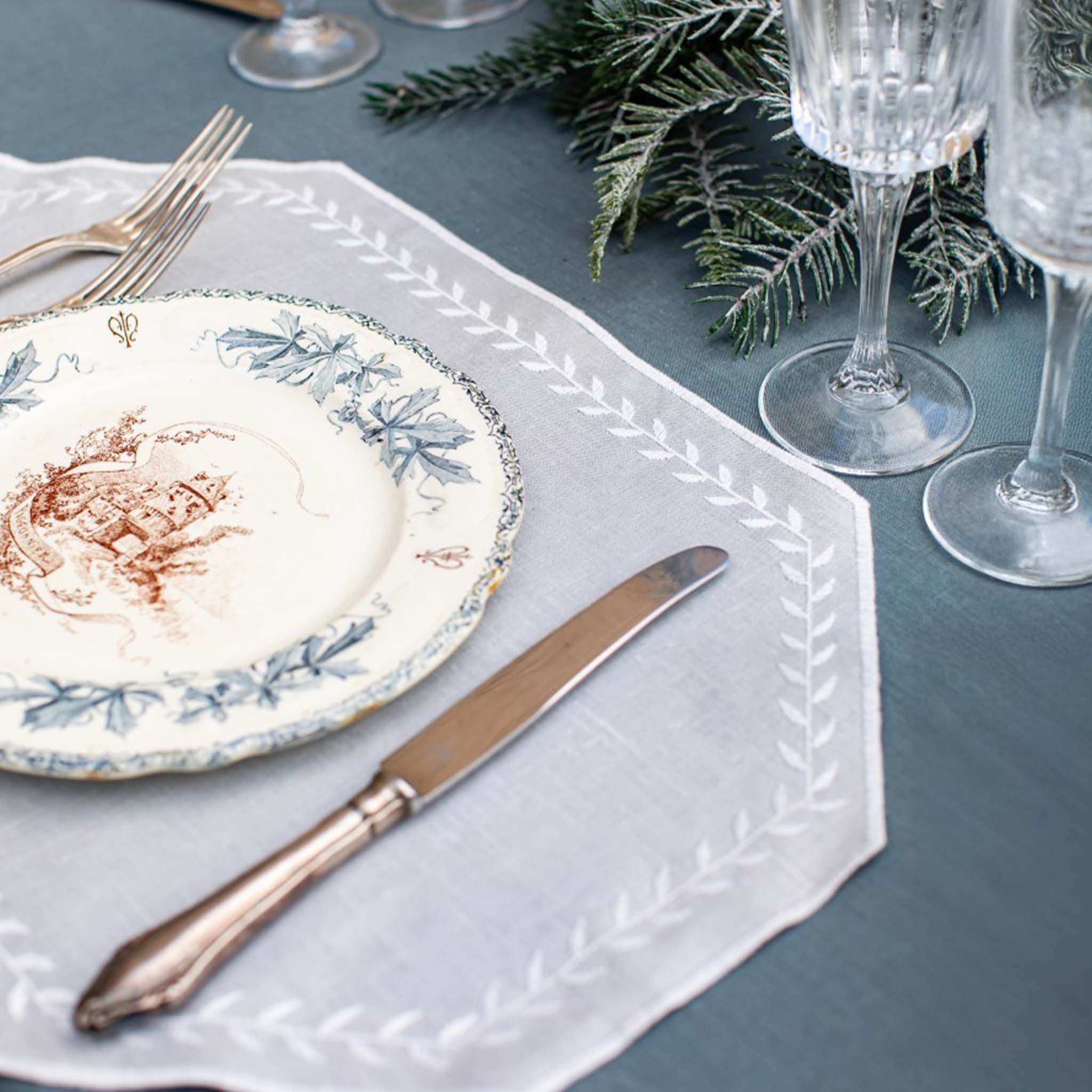 placemat5_cb677e13-d254-4ea0-a874-6a370c51f13e.jpg