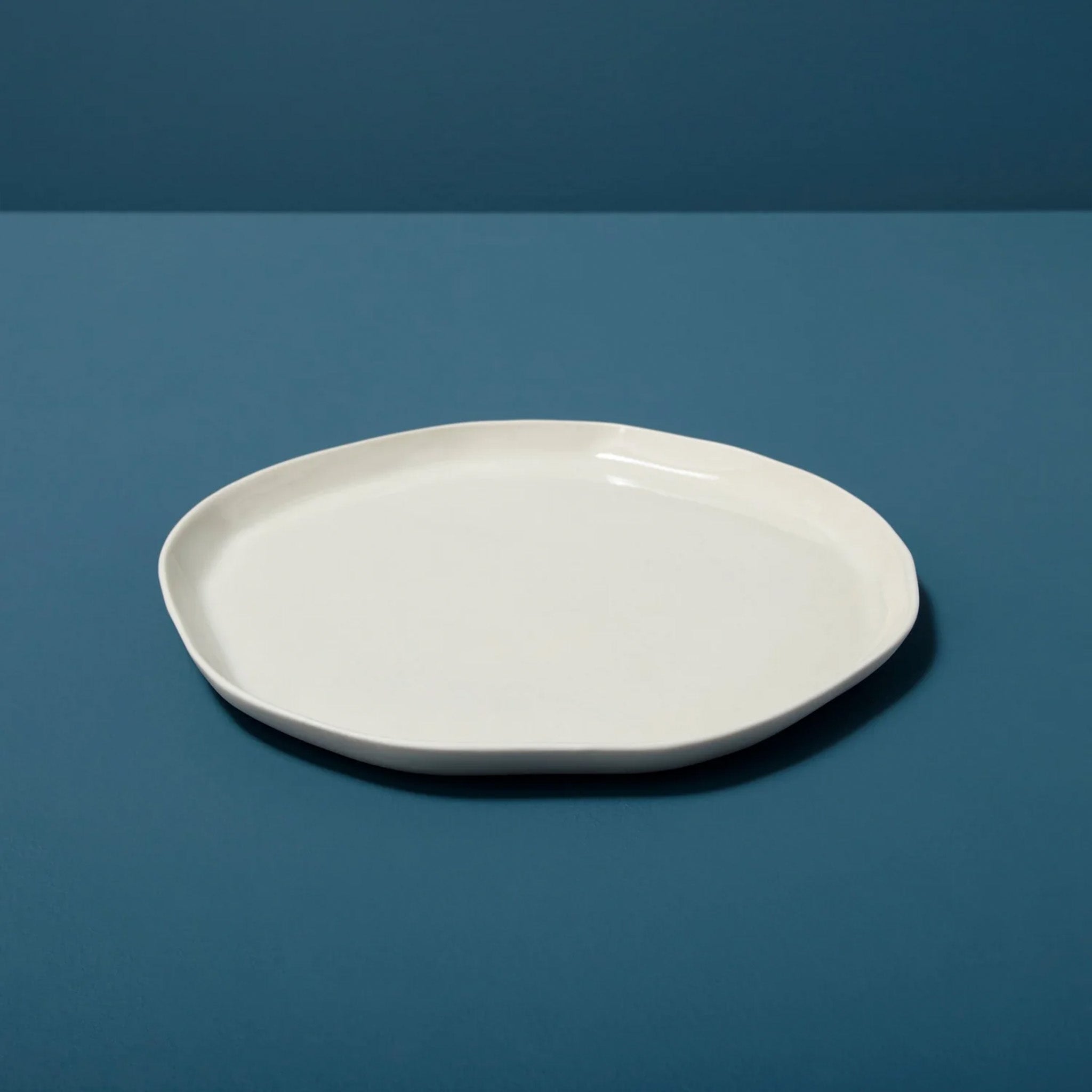Tam Stoneware Ida Plates – Pearl
