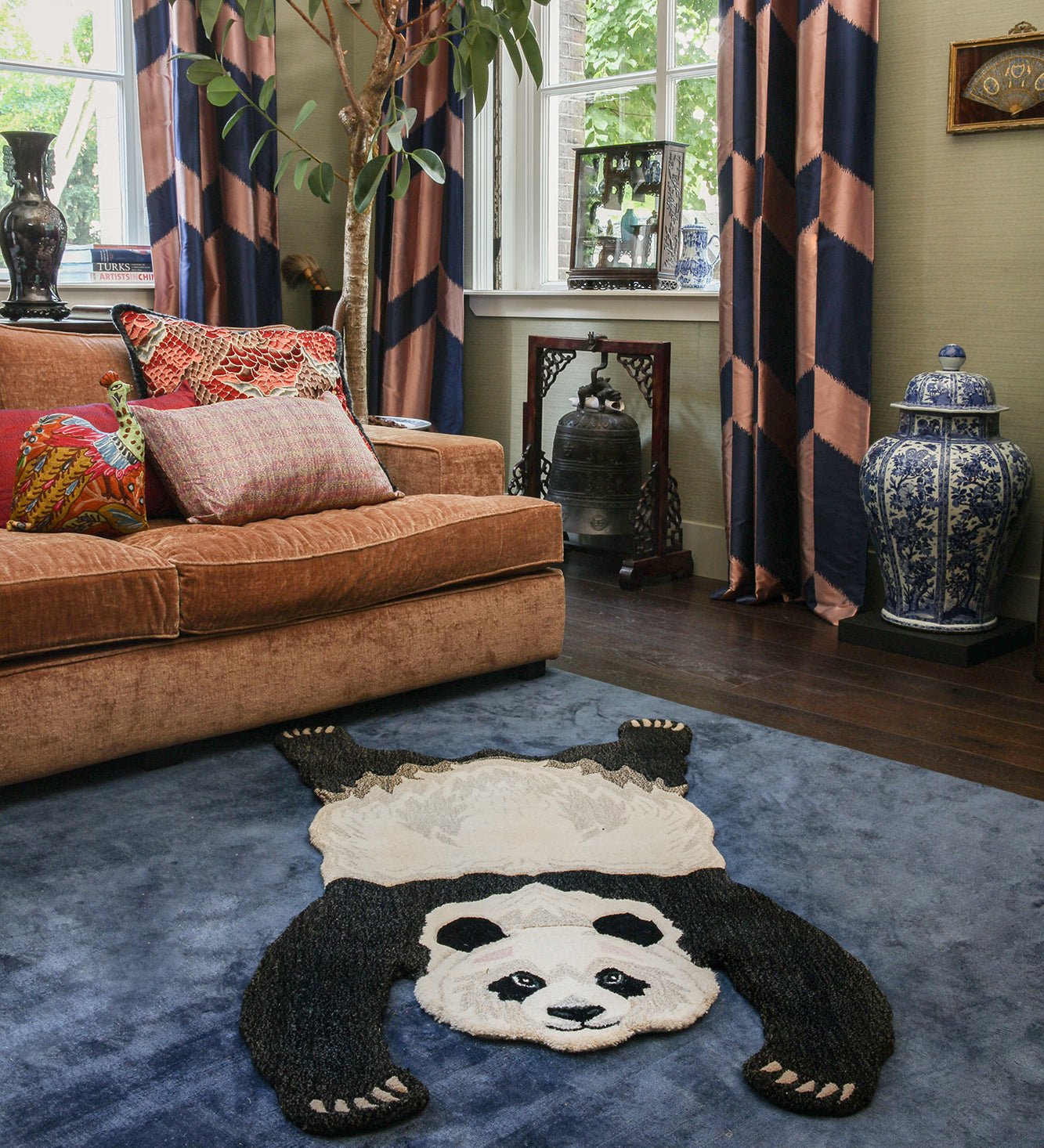 plumpy-panda-rug-large-doing-goods-vdven-1.45.10.051.020.5-web.jpg