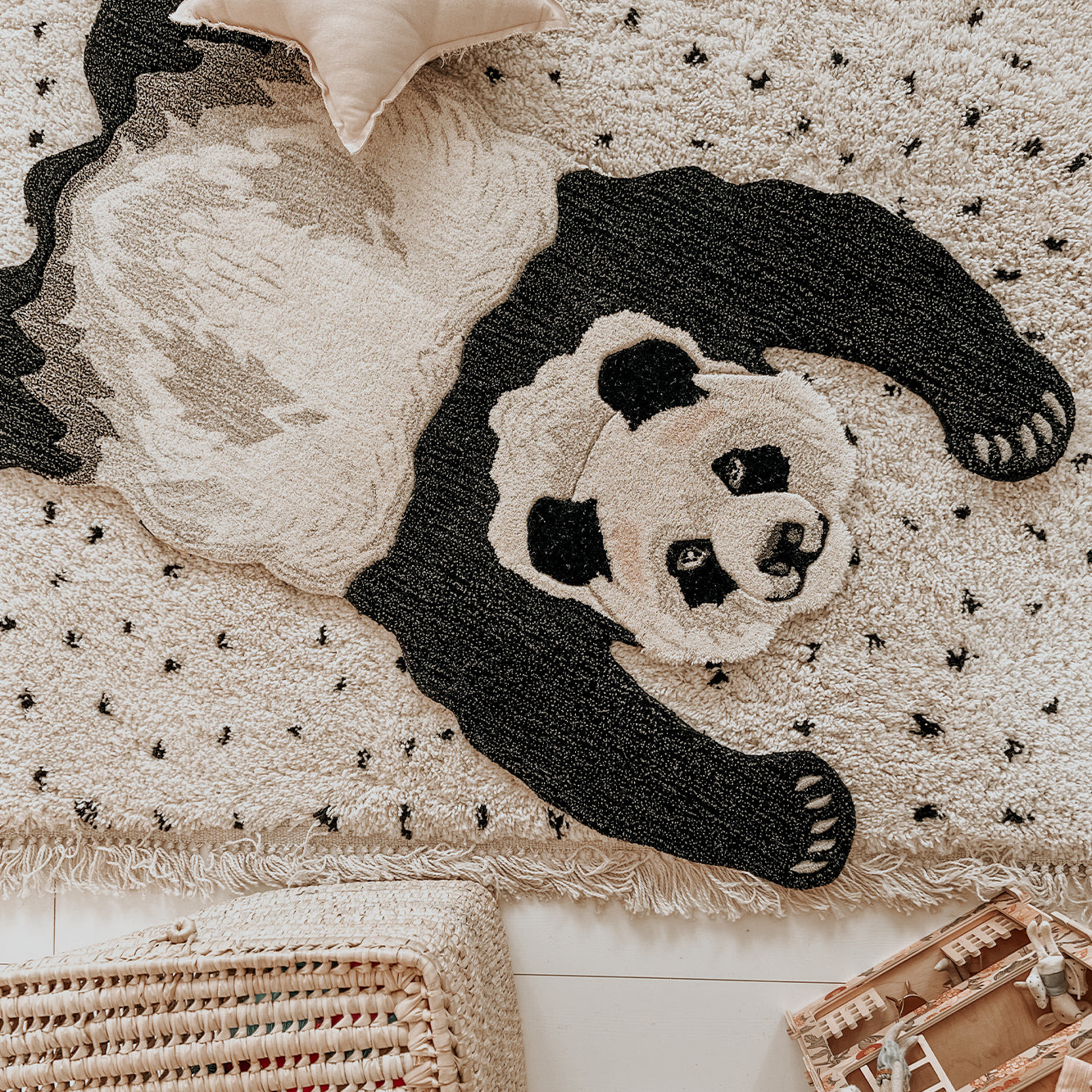 plumpy-panda-rug-small-doing-goods-sh-1-1.45.10.051.020.3-web.jpg
