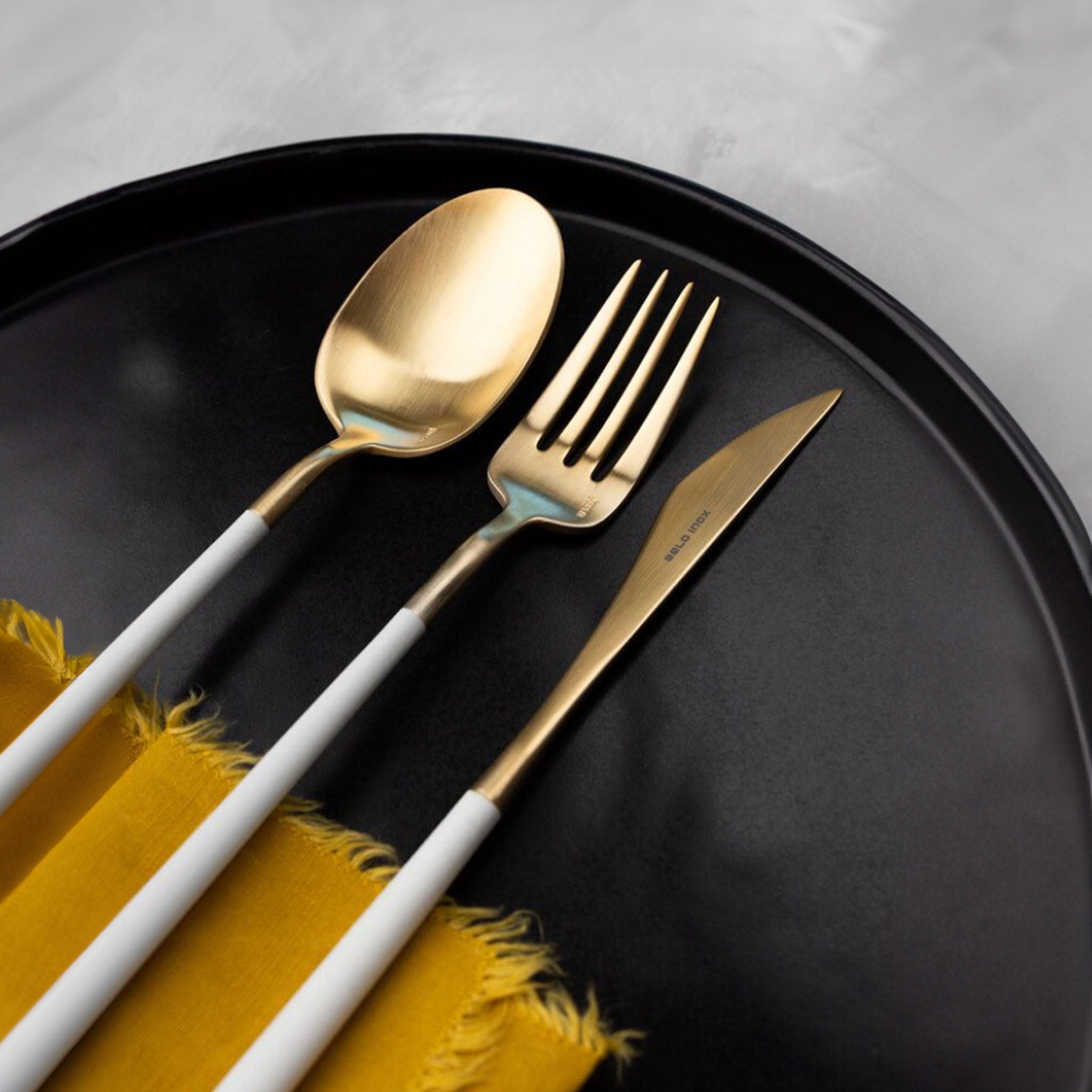 silverware_white.jpg