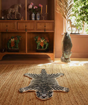 Snowy Tiger Rug - Large